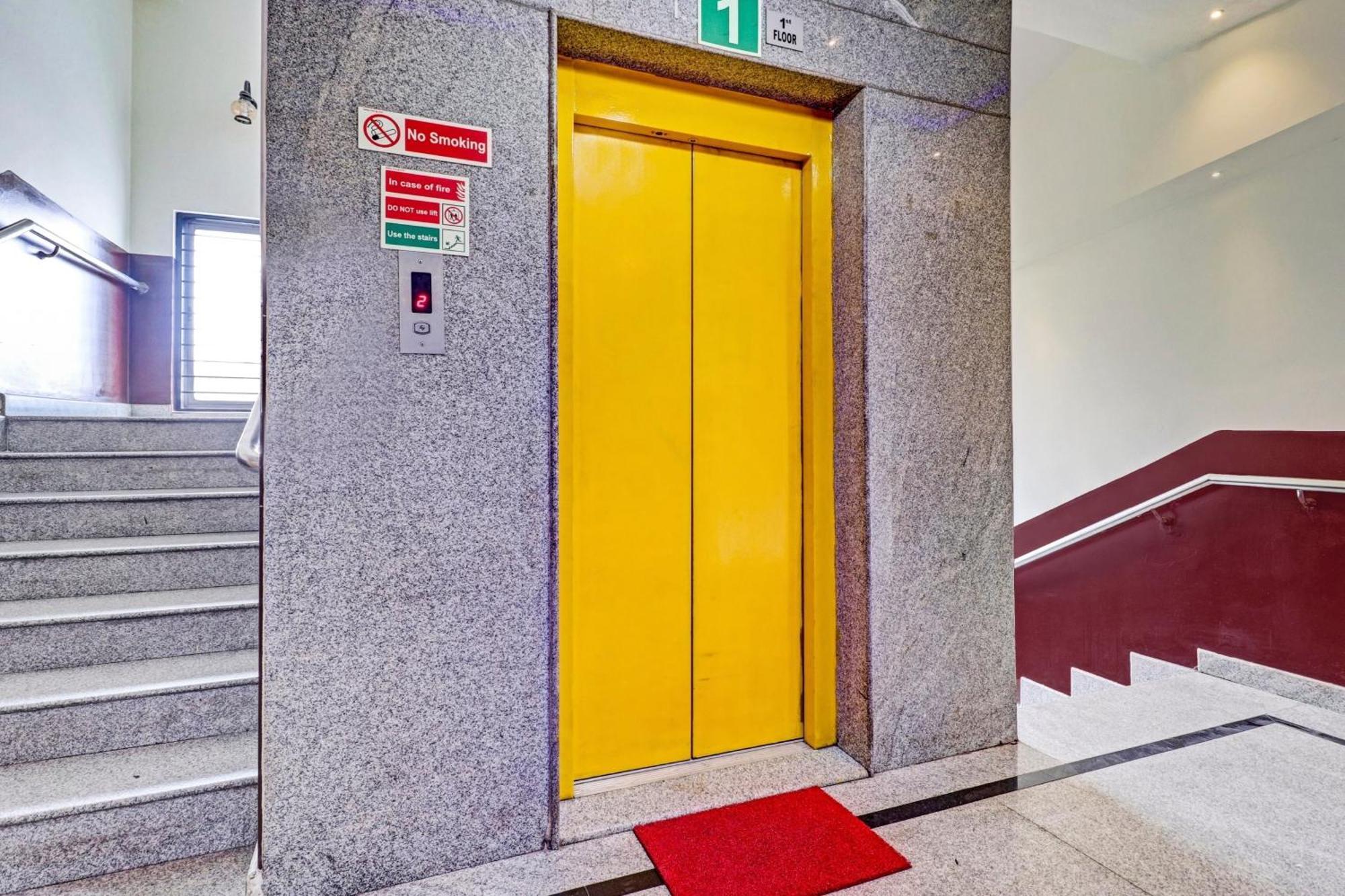 Collection O Madhura Residency Hotel