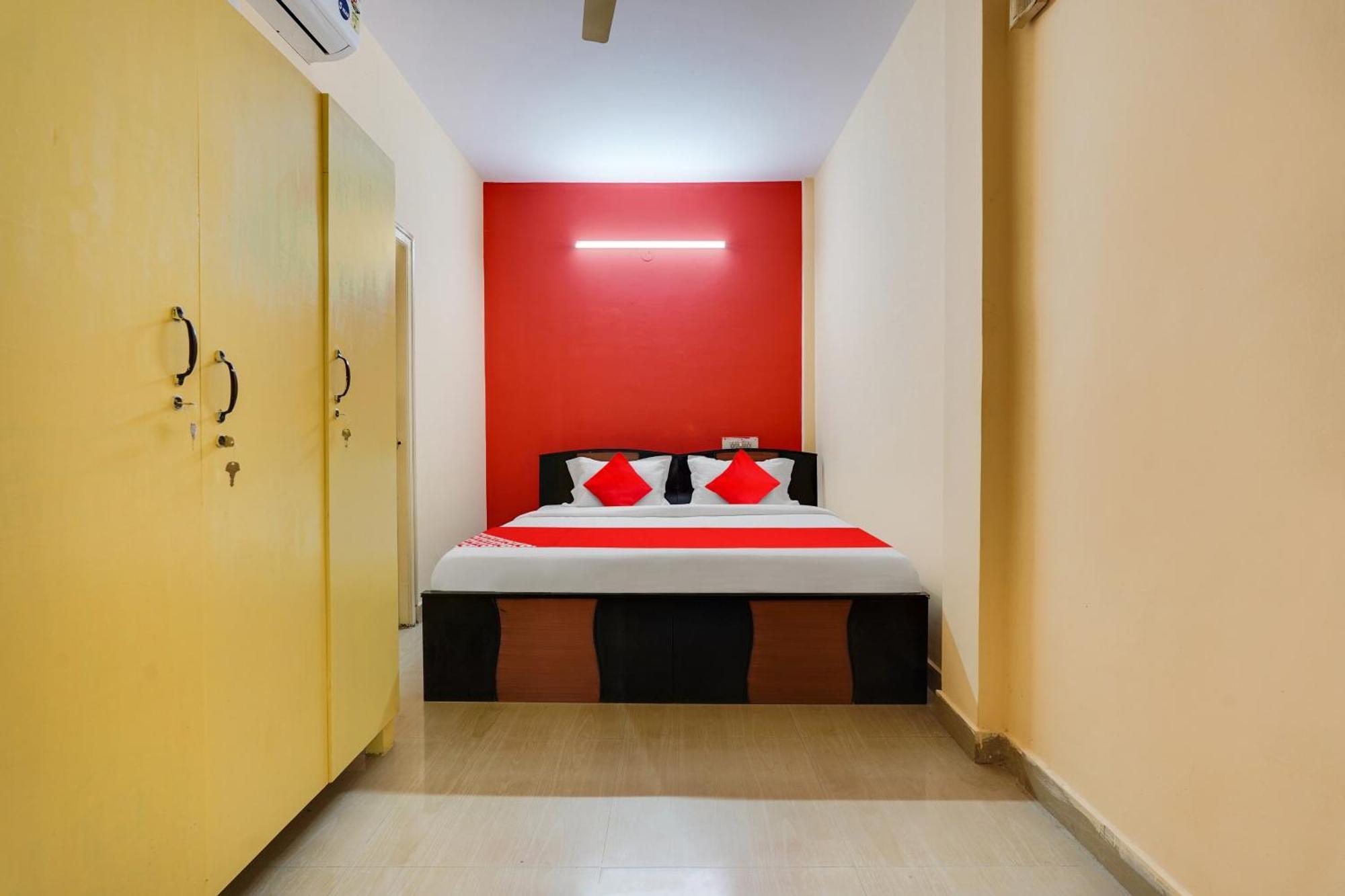 O Lakshmana Hotel Bangalore