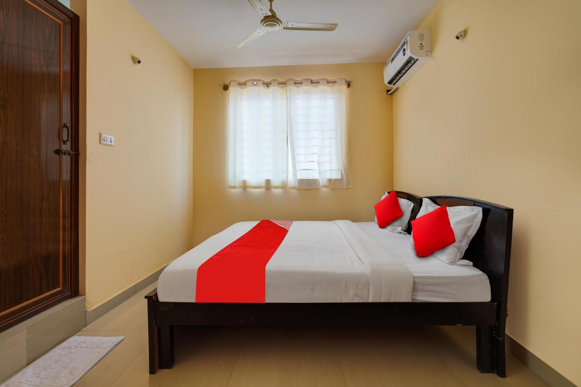 O Lakshmana Hotel 3*