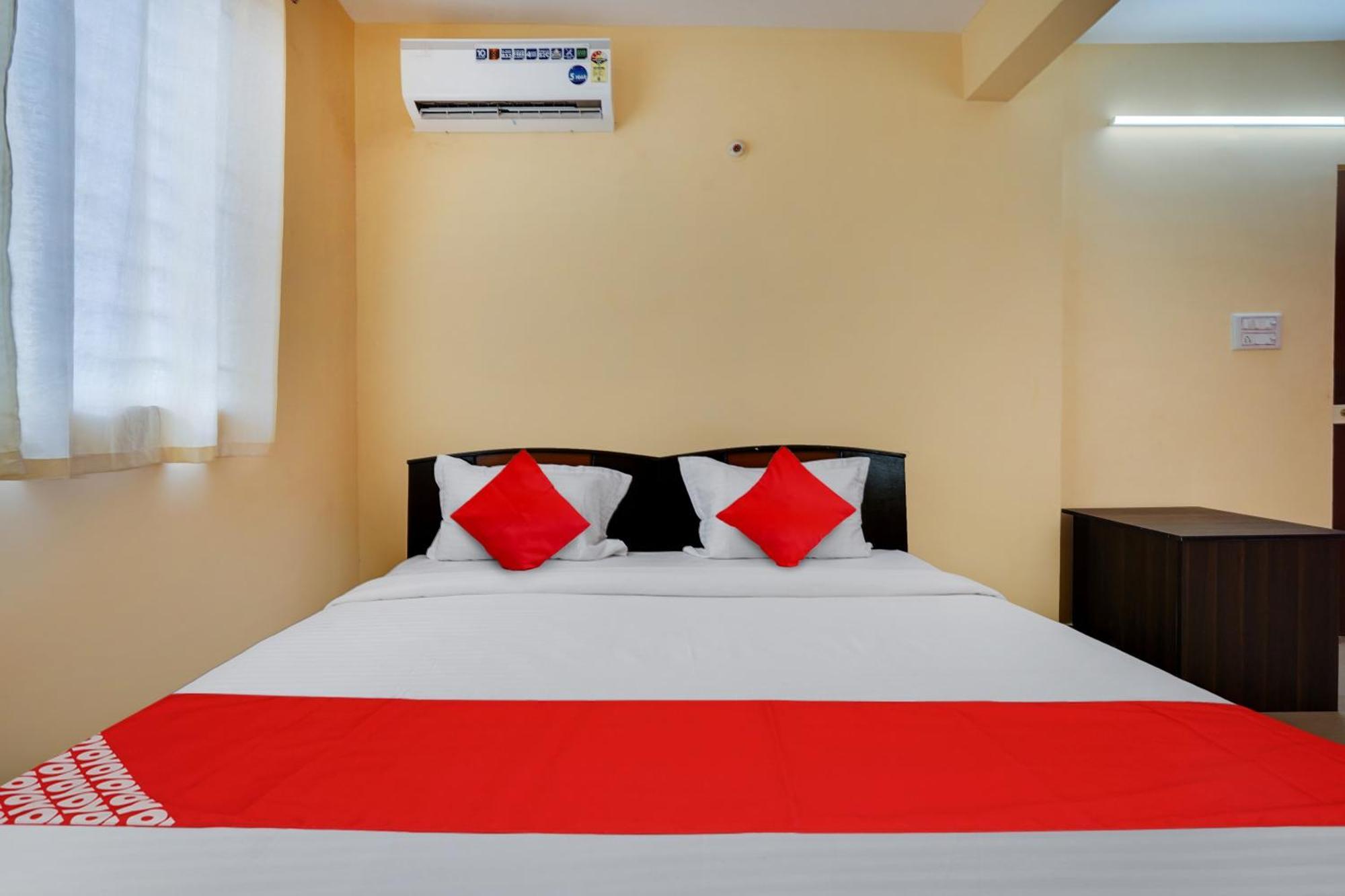 Hotel O Lakshmana 3*