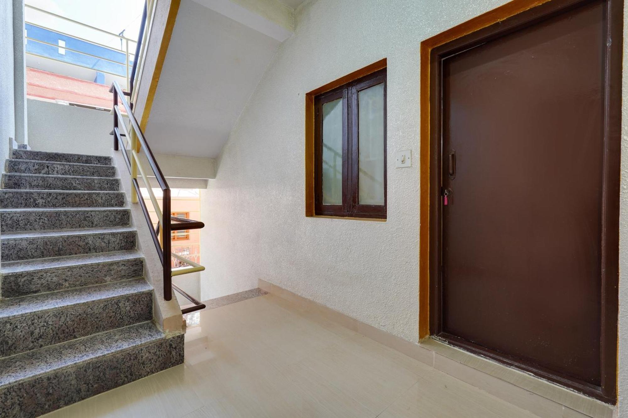 O Lakshmana Hotel 3*