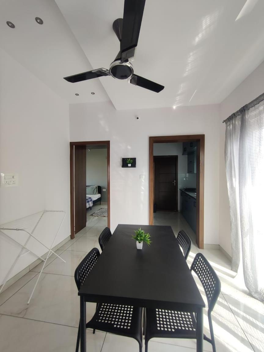 Apartment Isiri Service *
