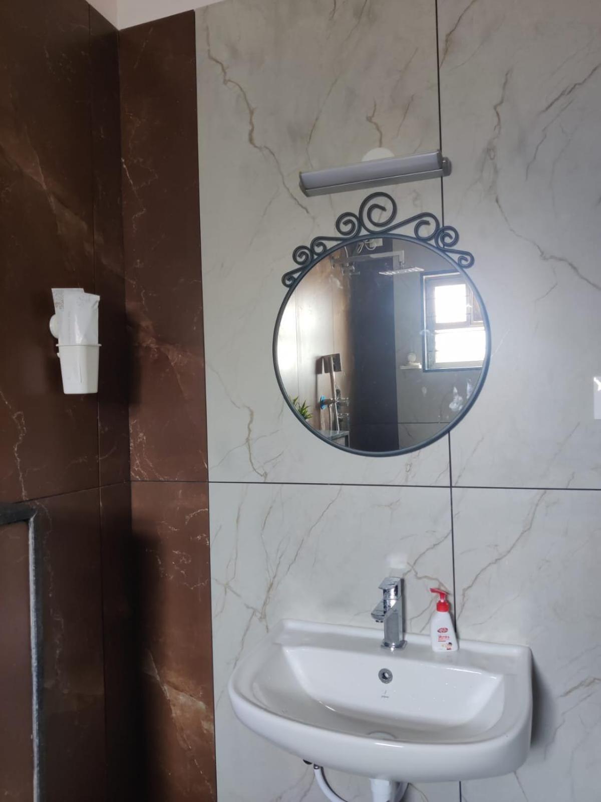 Isiri Service Apartment Bangalore