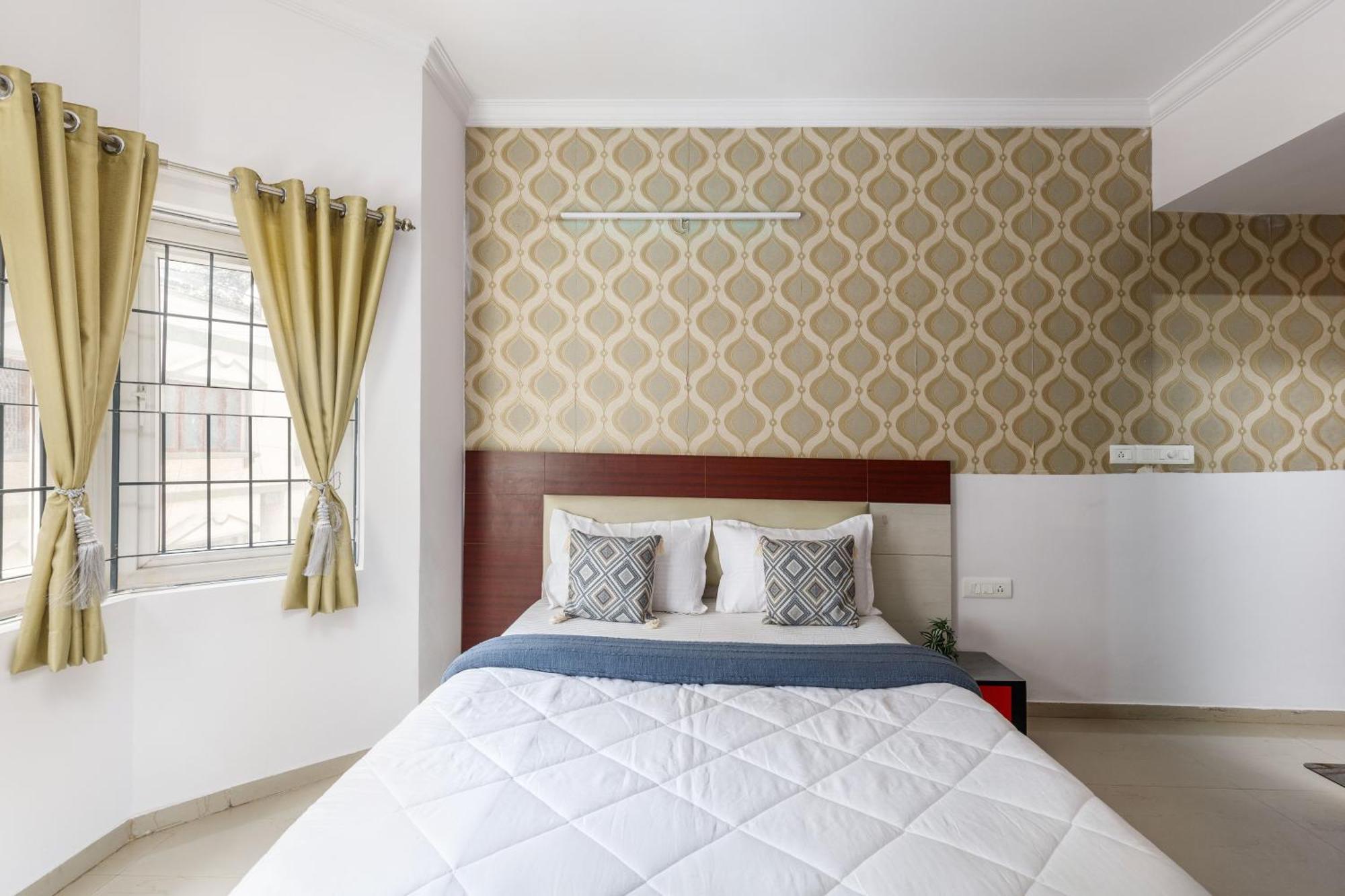 The Urban Mirage By Red Olive2bhkacfrazer Town Apartment