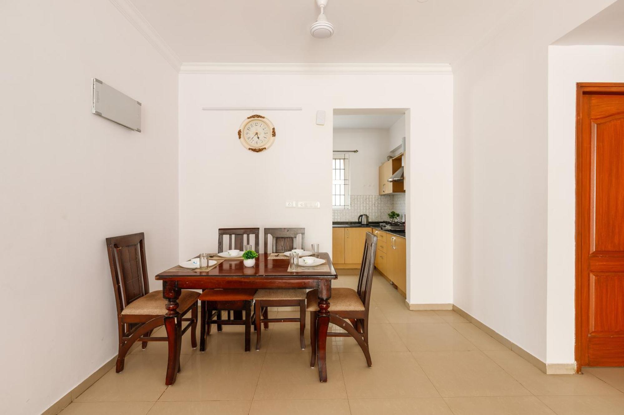 The Urban Mirage By Red Olive2bhkacfrazer Town Apartment