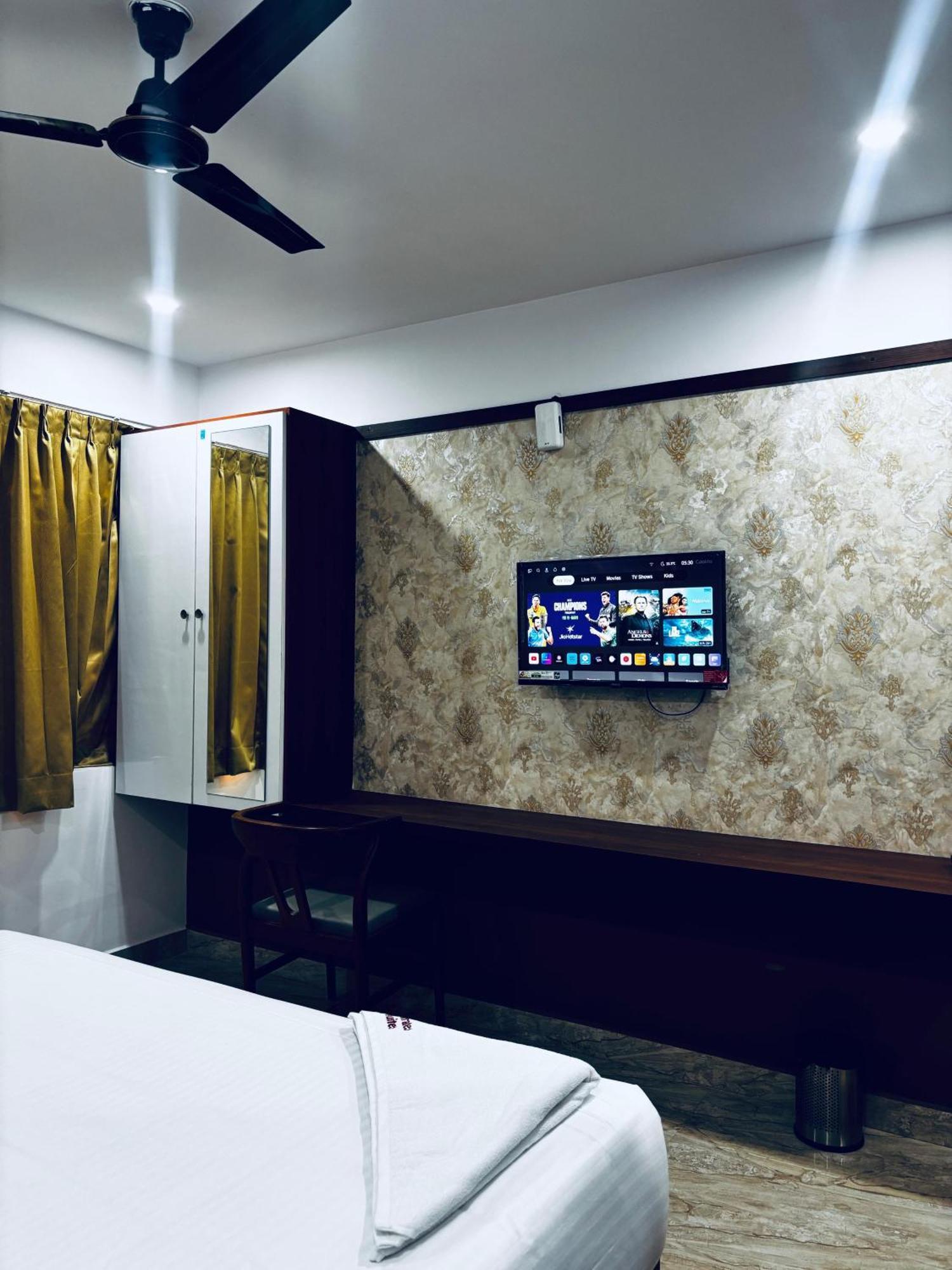Hotel Treebo Emirates Indiranagar