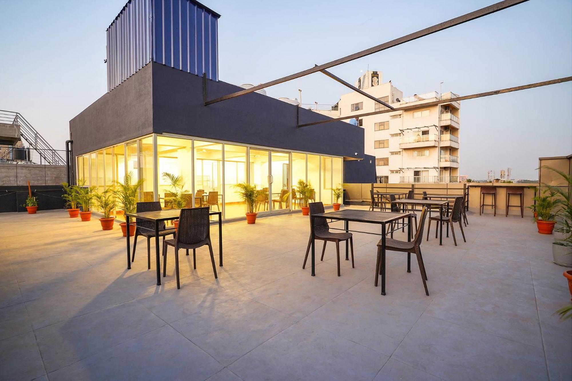 Oriva Joven's - Brigade Road 4*