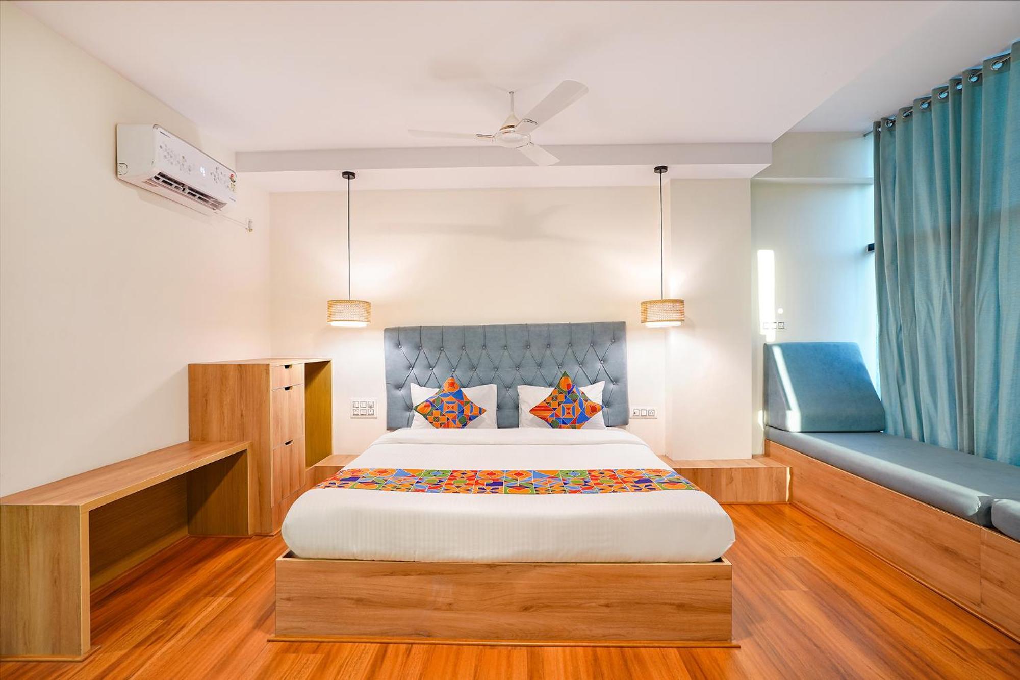Oriva Joven's - Brigade Road Hotel Bangalore