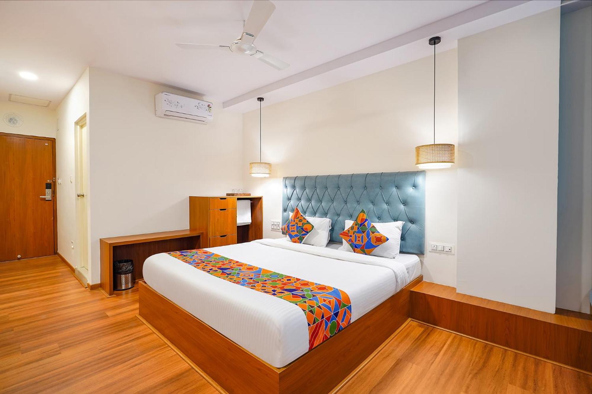 Oriva Joven's - Brigade Road Bangalore