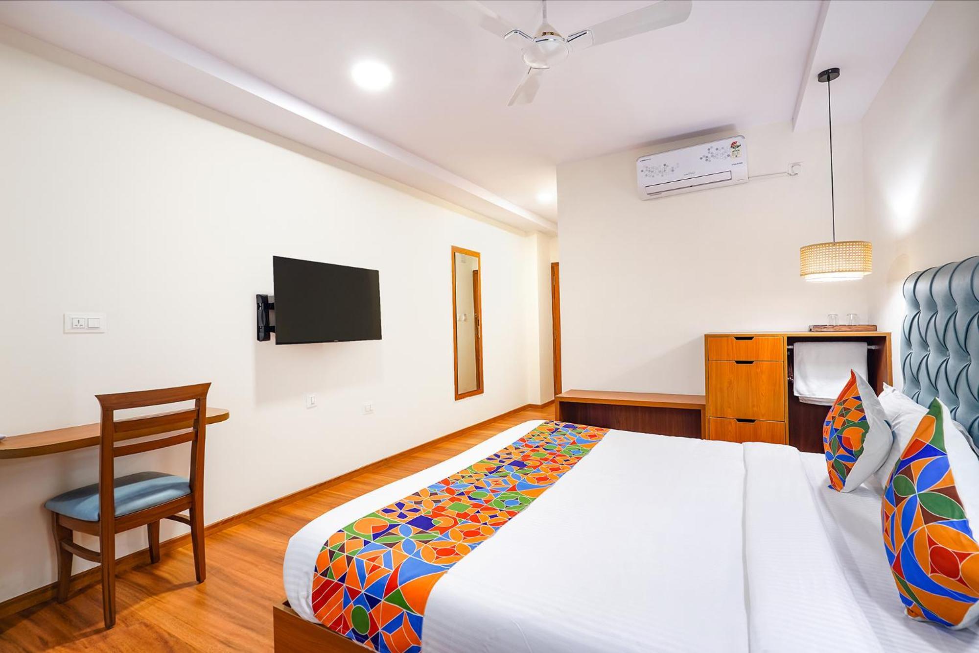 Hotel Oriva Joven's - Brigade Road Bangalore