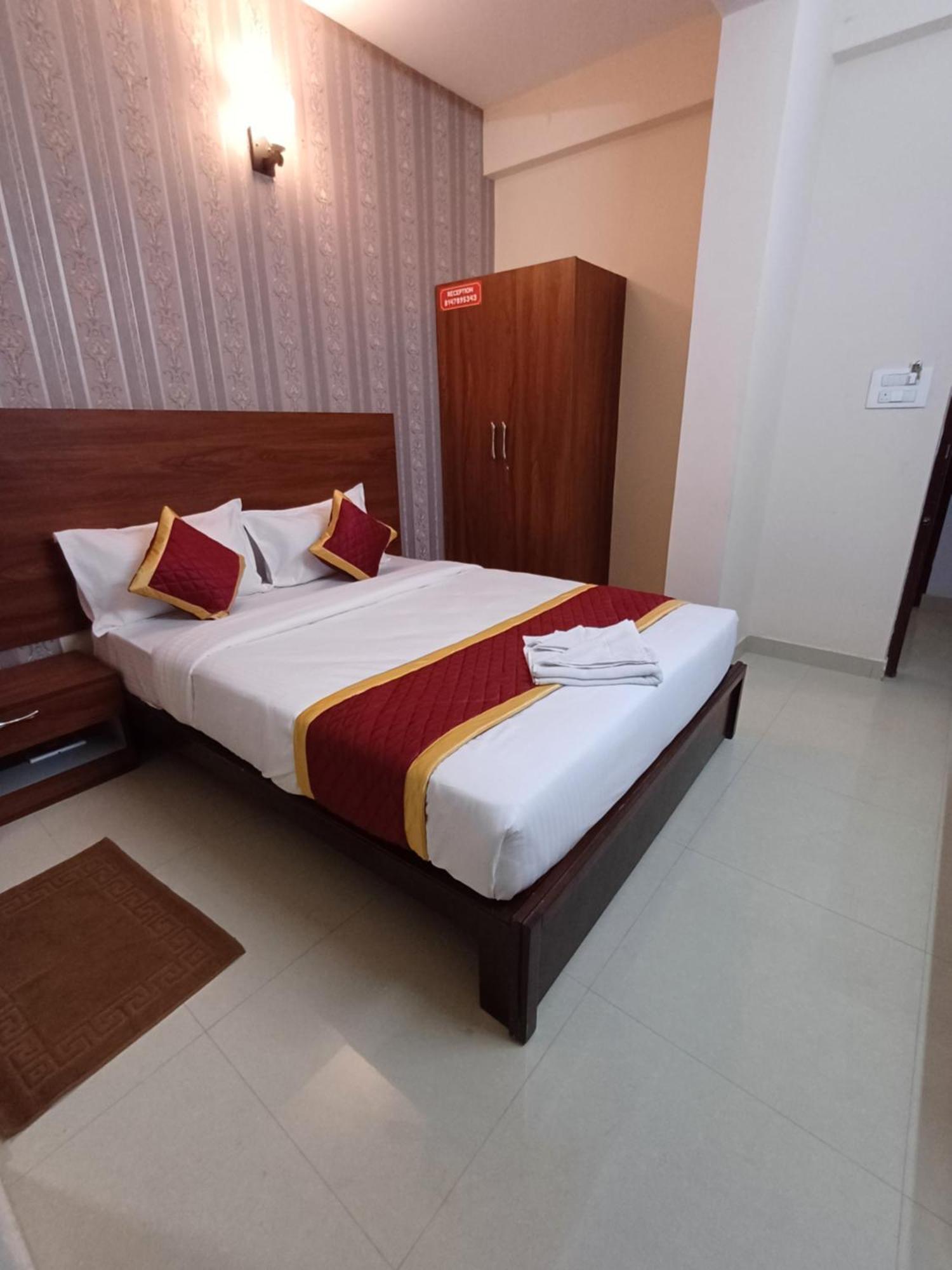 Hotel D3 *