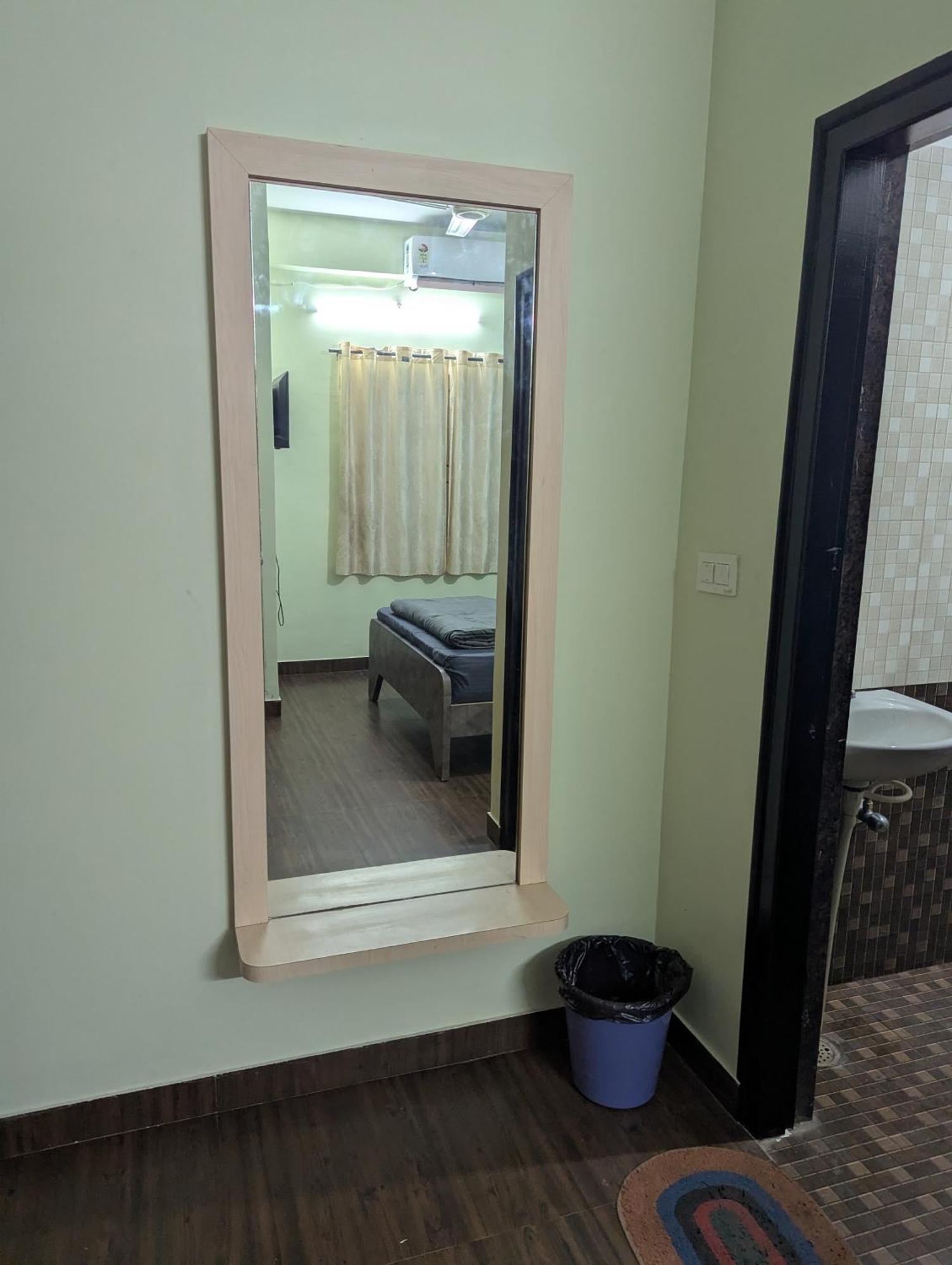 Mahaveer Bhavan Comforts Hotel