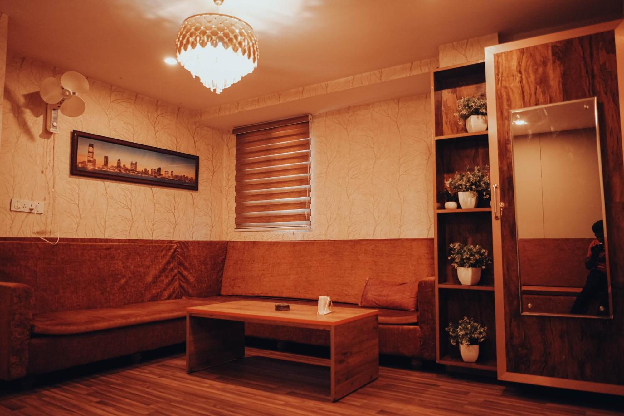 Pink Floyd Boutique Hotel Bangalore