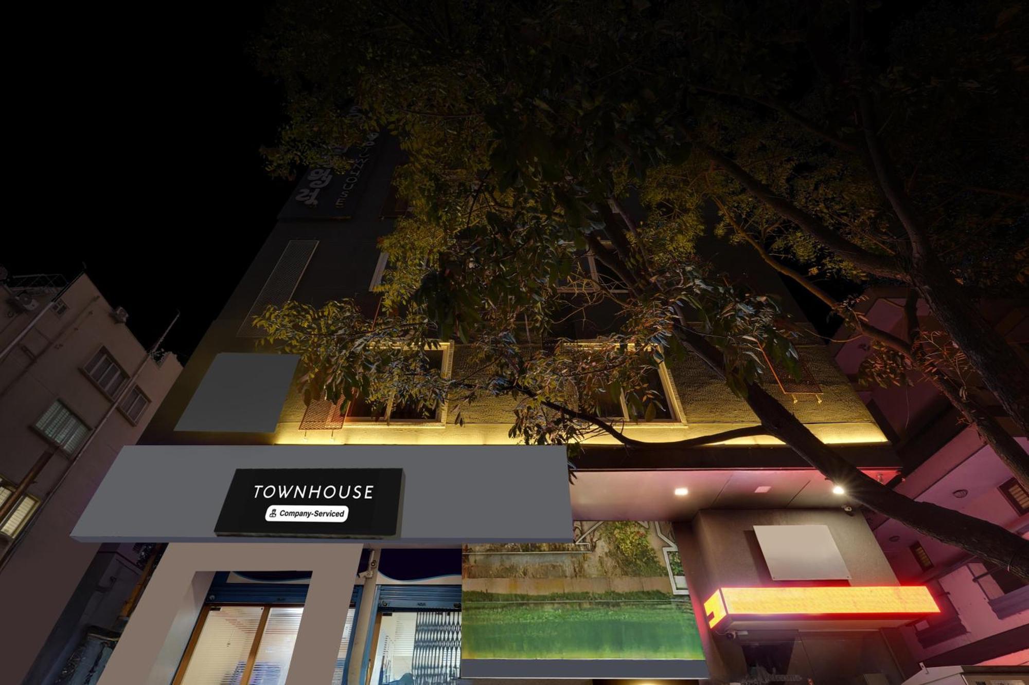 Super Townhouse Btm Layout Near Madiwala Formerly Q 4*