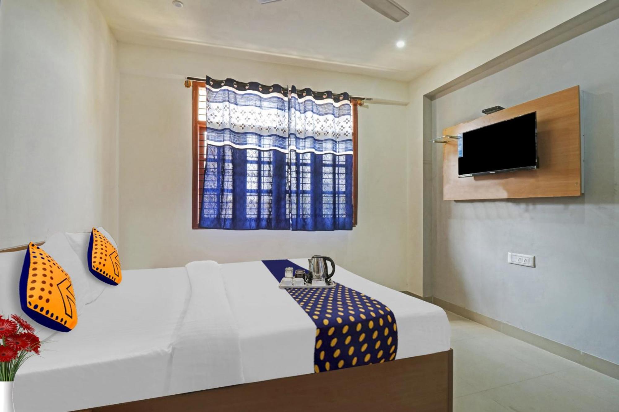 Spot On 70112 Sri Saptagiri Bording 3* Bangalore