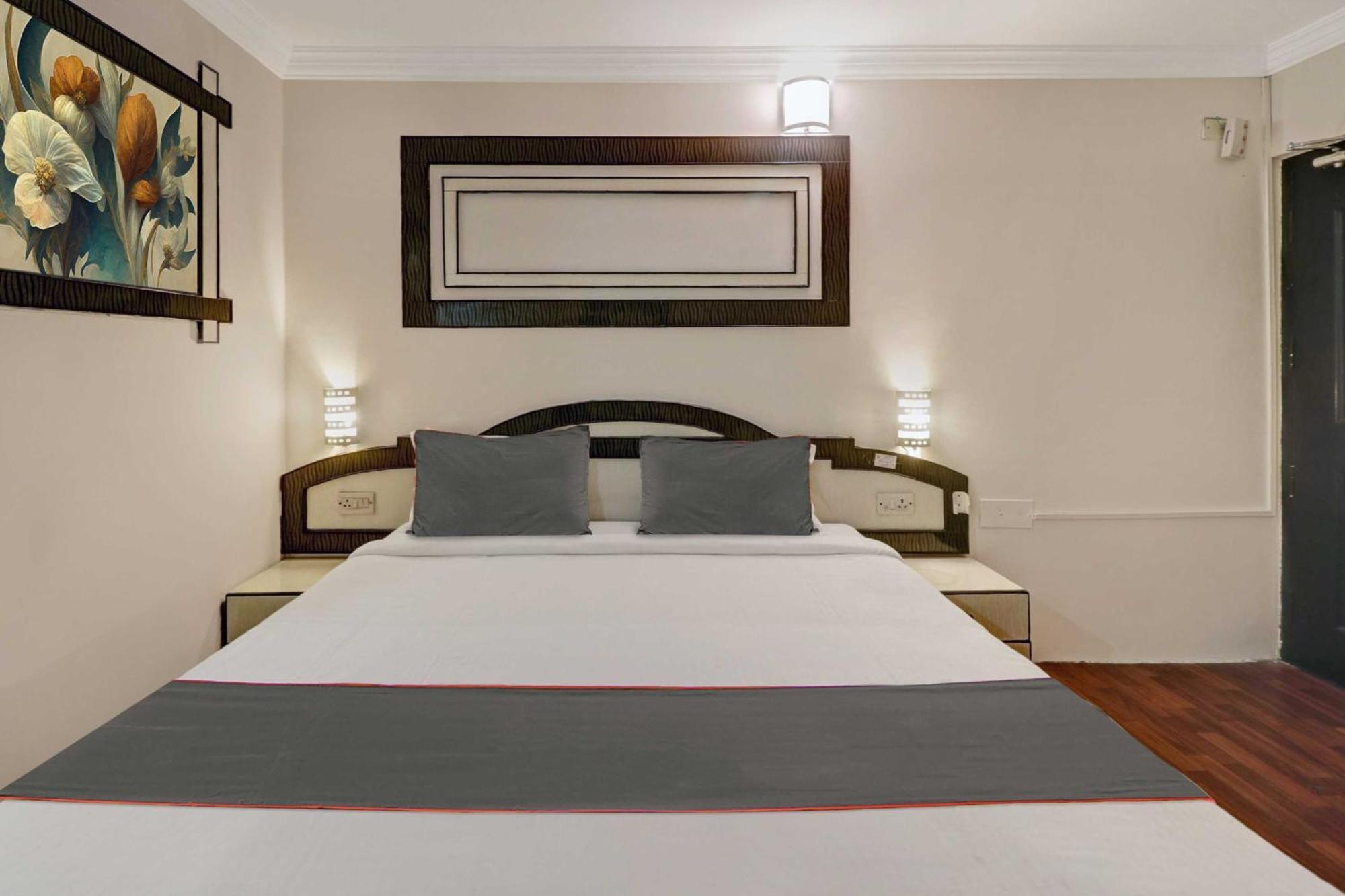 Collection O Sabharwal Residency Near Lalbagh Botanical Garden 4*