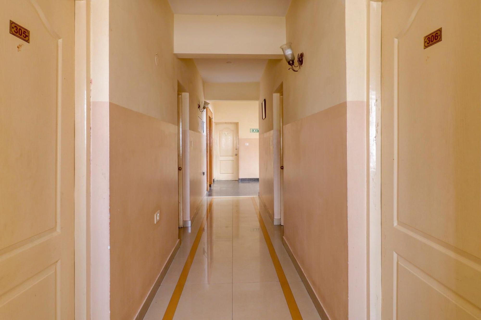 Hotel O Raj Residency 4*
