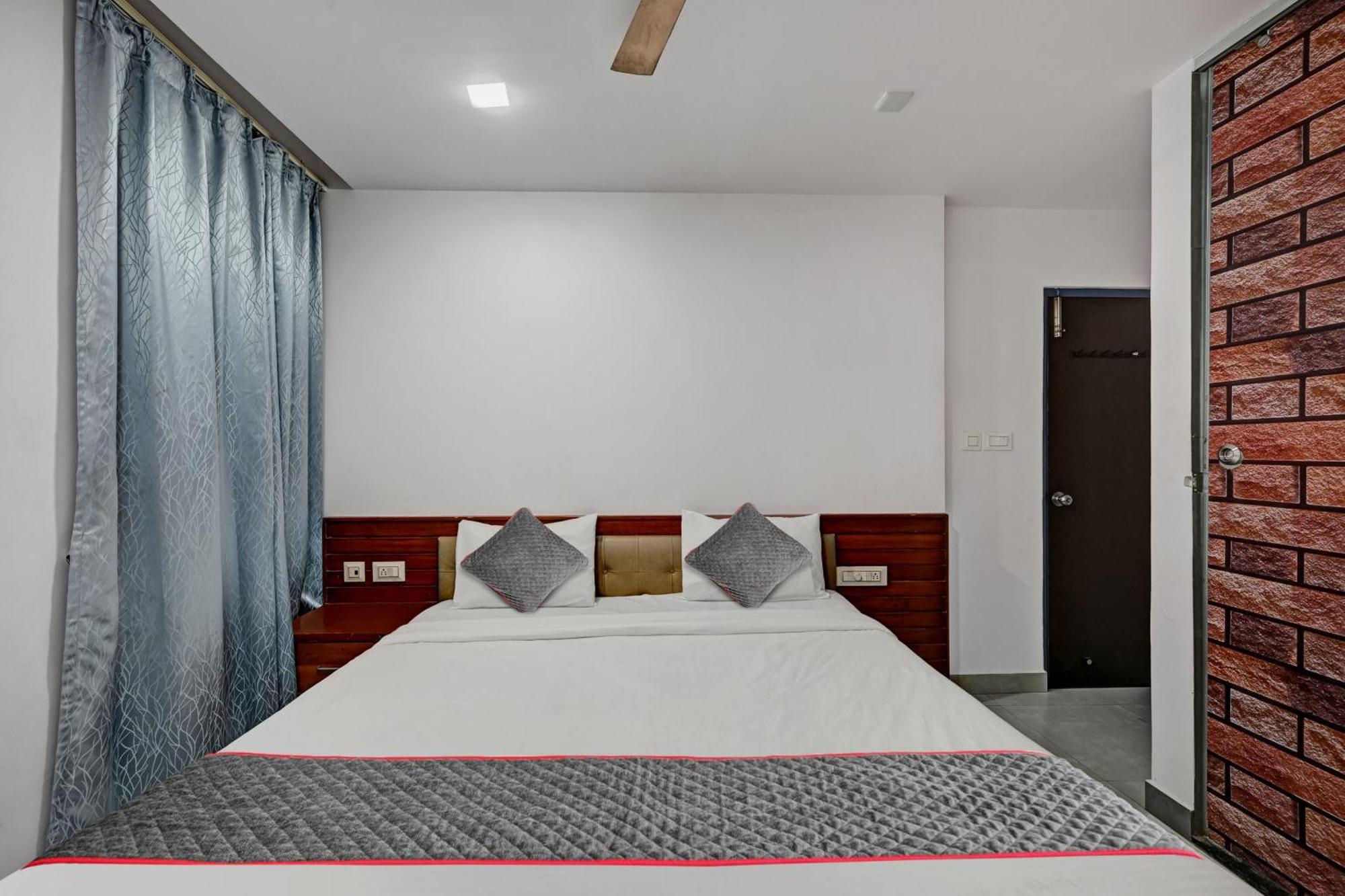 Hotel O Sgr Green Residency Hotel Bangalore