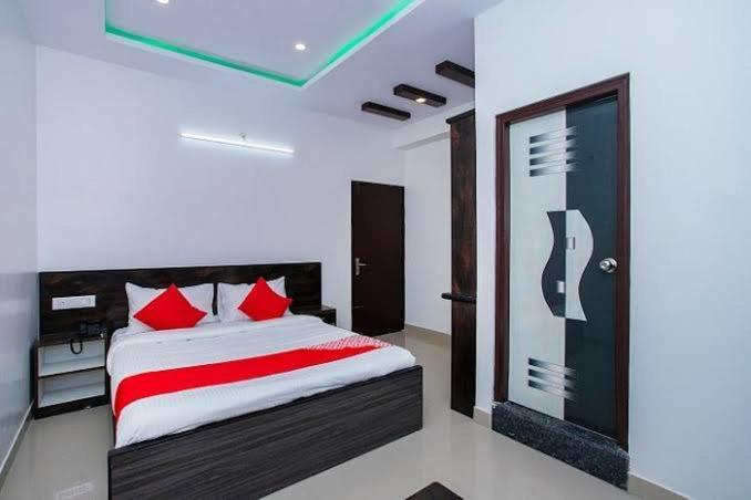 Hotel Saidham Comfort Bangalore