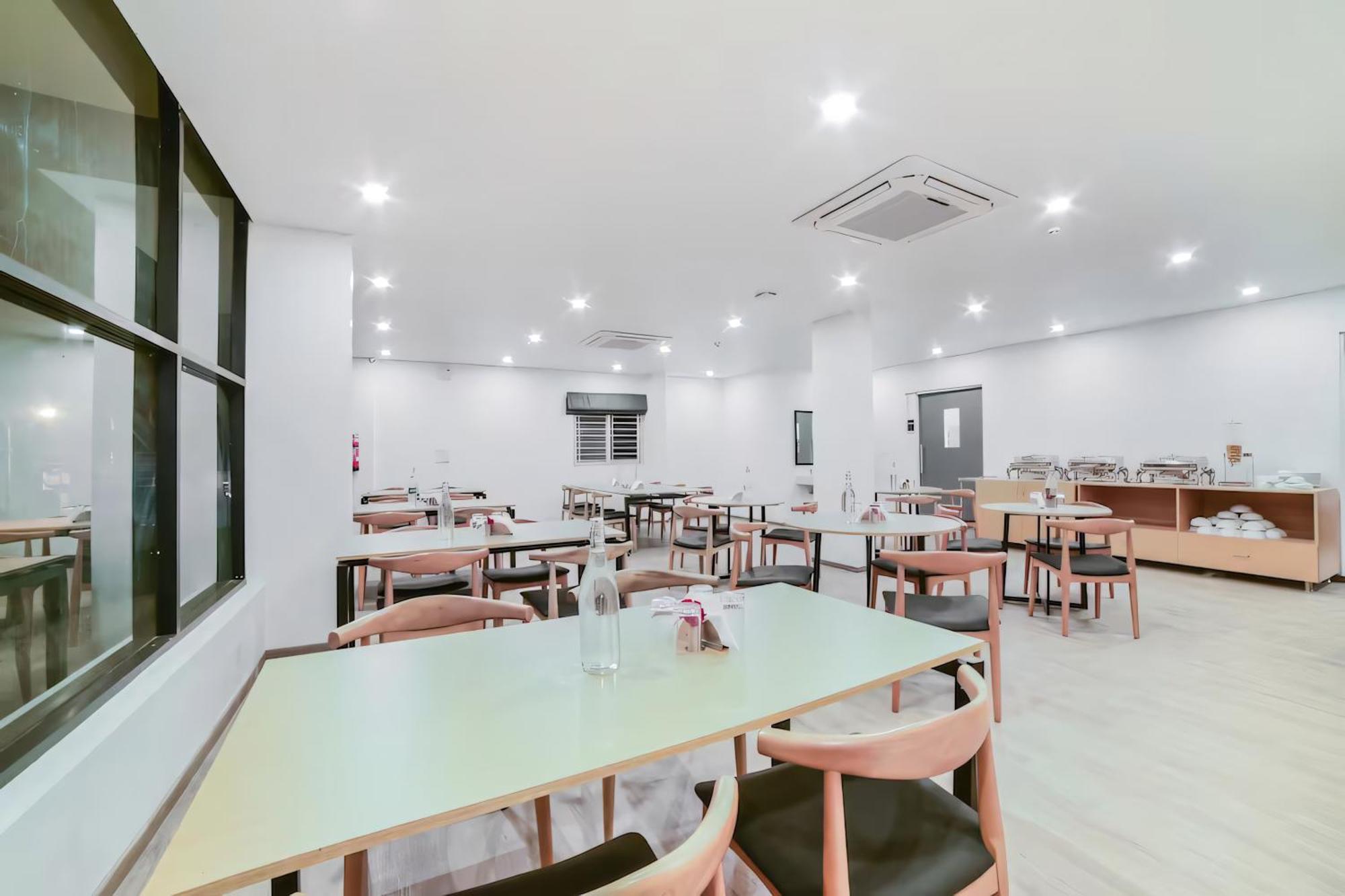 Hotel Rg Sarjapur 4*