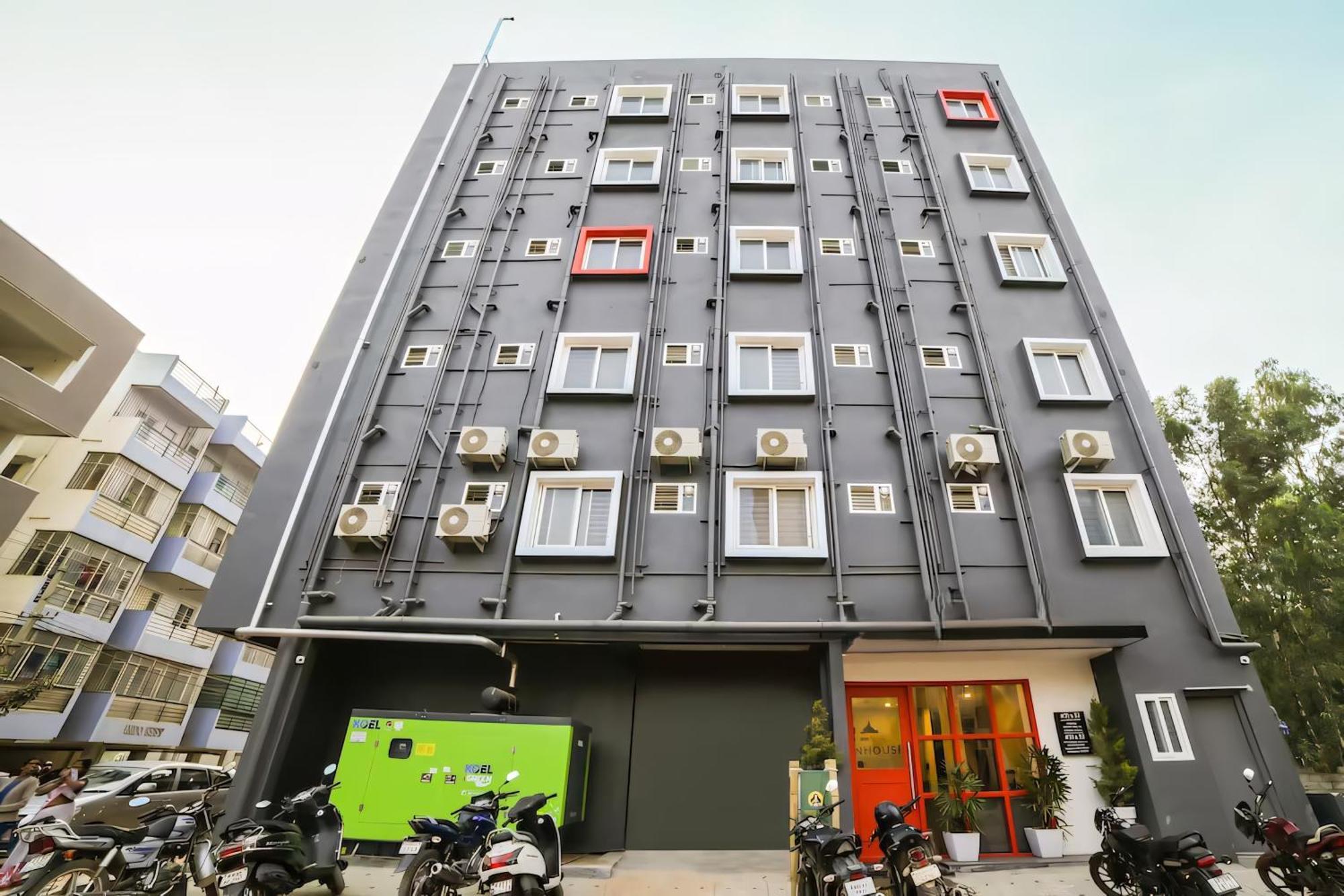 Rg Sarjapur Hotel 4*