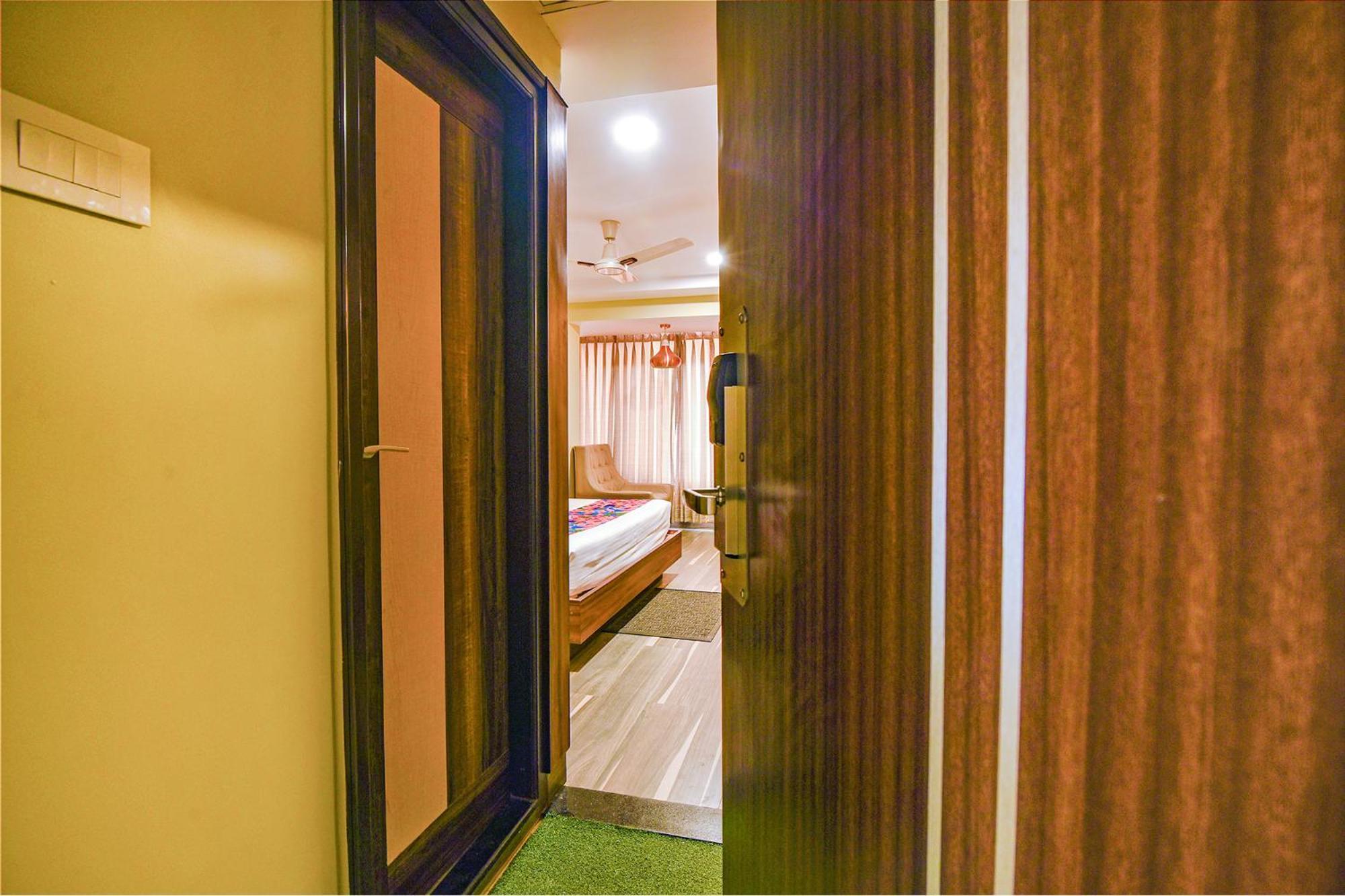 Fabhotel Phoenix - Nr M Chinnaswamy Stadium