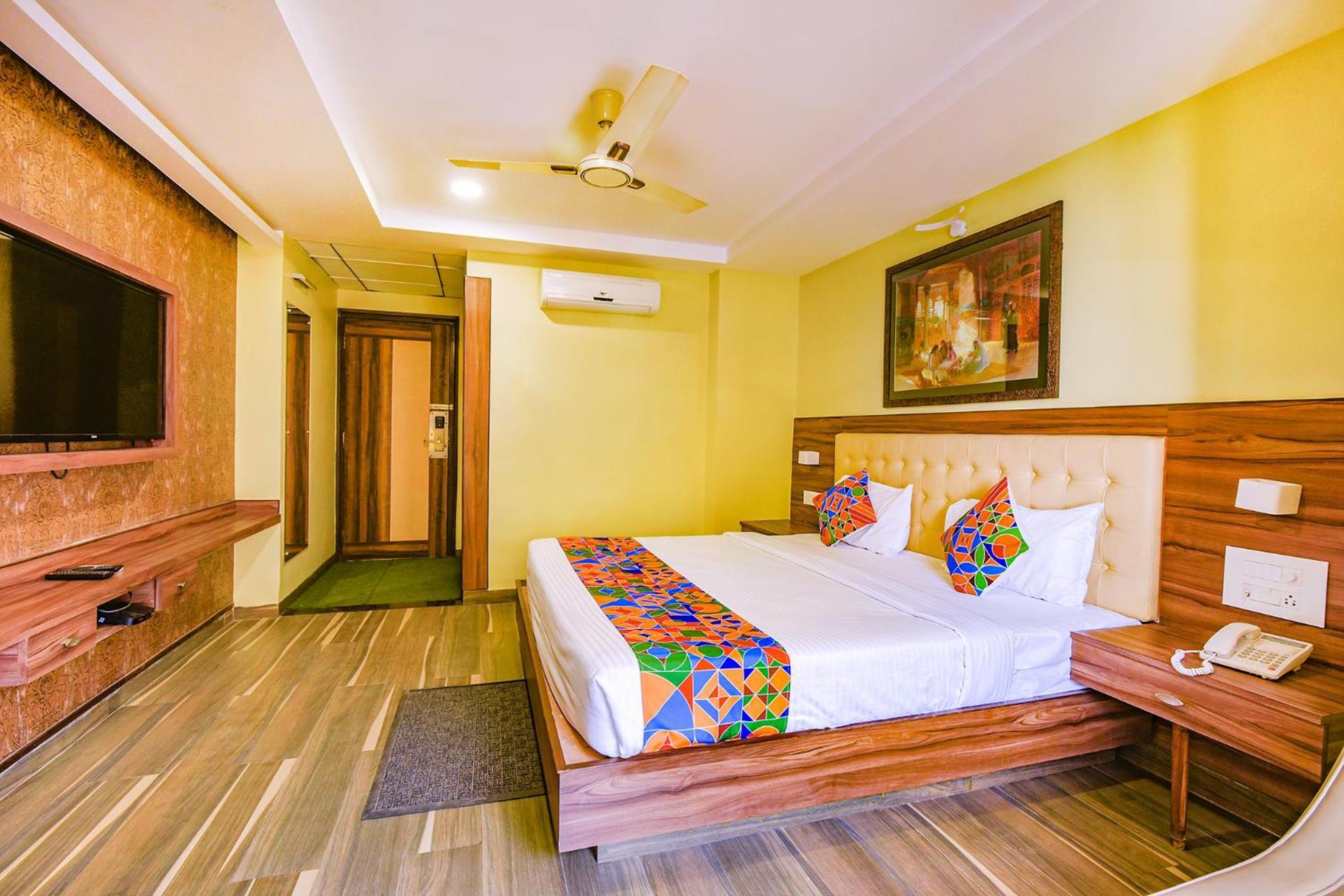 Hotel Fabhotel Phoenix - Nr M Chinnaswamy Stadium 3*