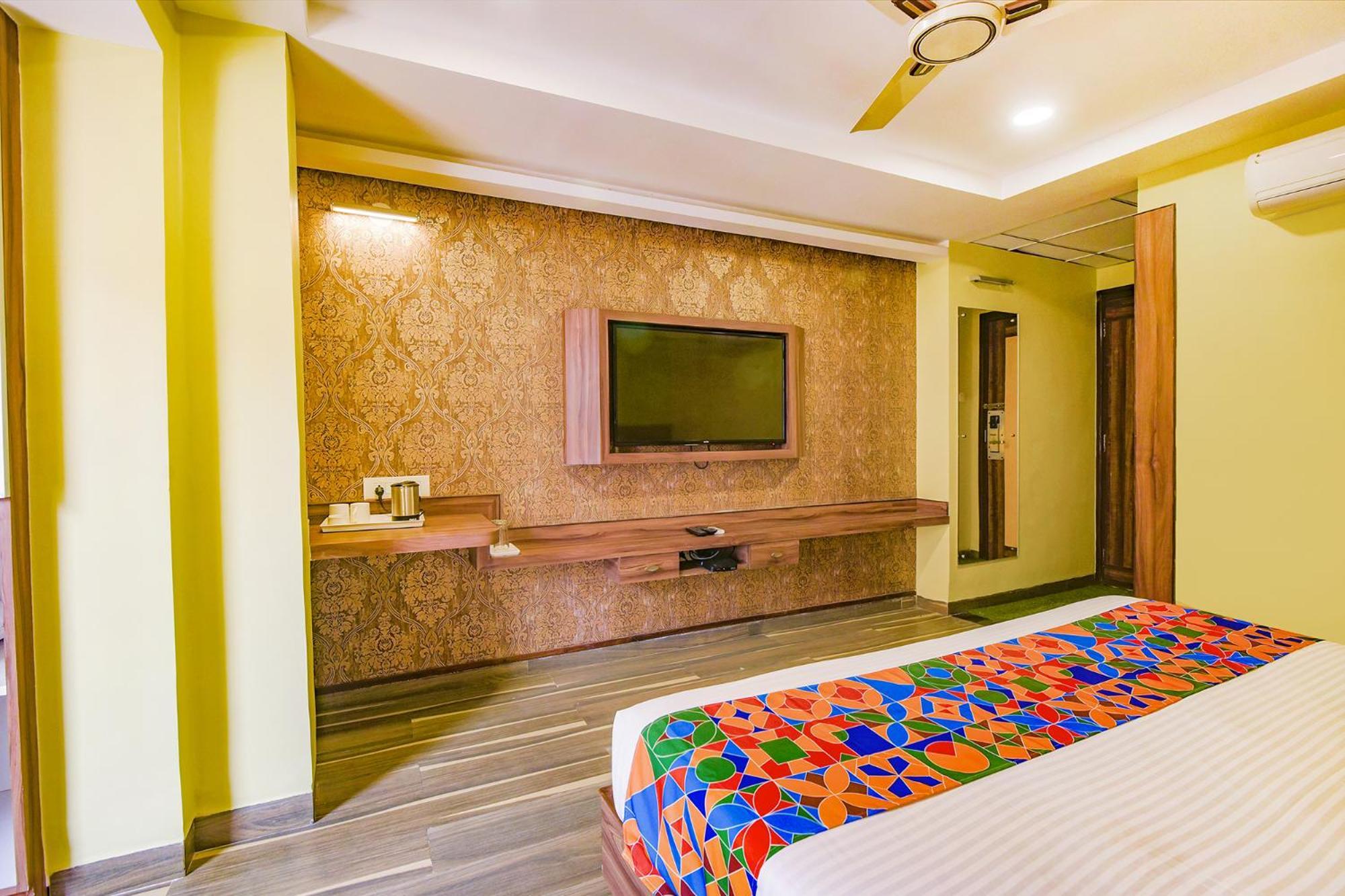 Fabhotel Phoenix - Nr M Chinnaswamy Stadium Hotel Bangalore