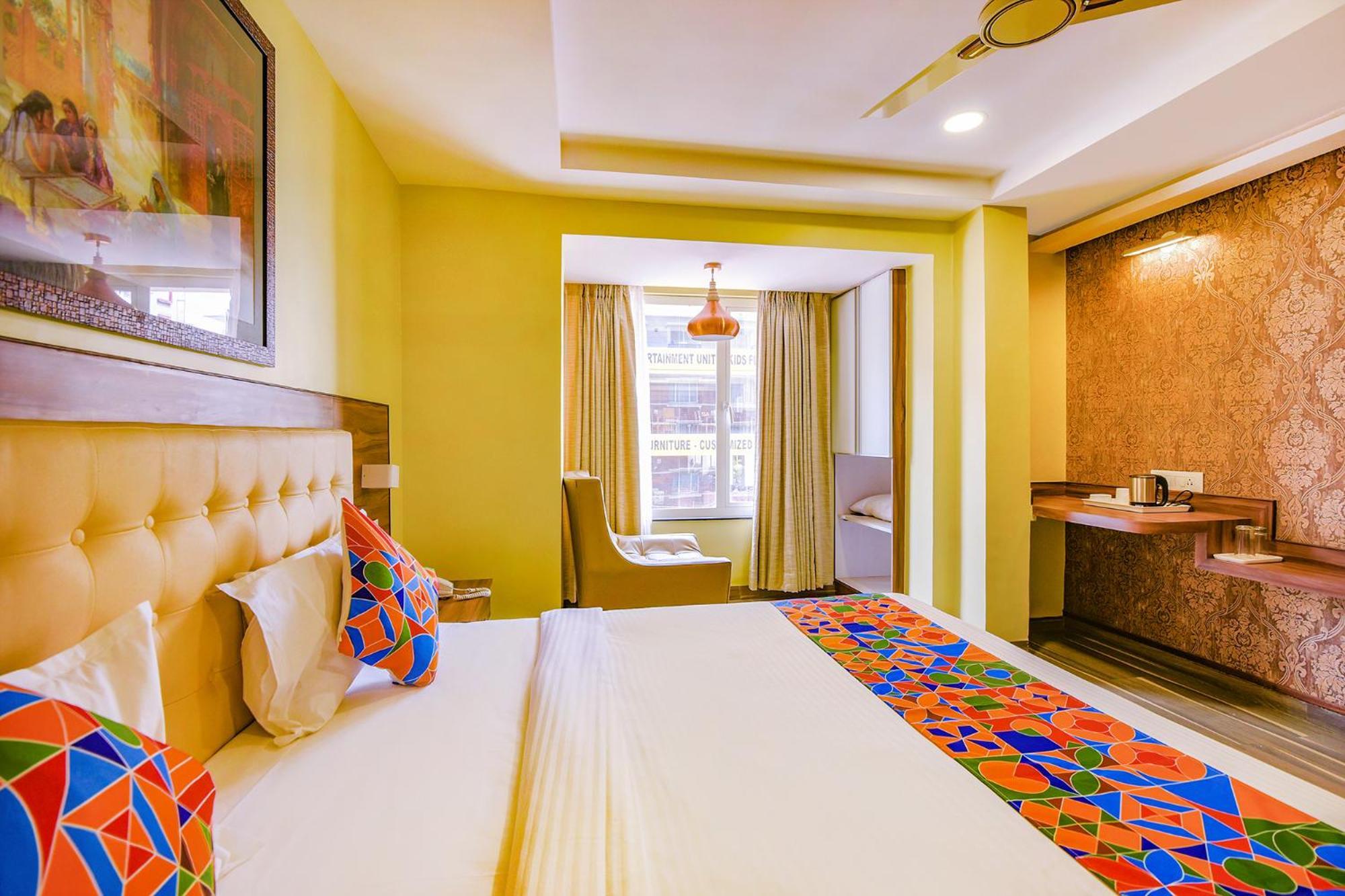 Fabhotel Phoenix - Nr M Chinnaswamy Stadium Hotel