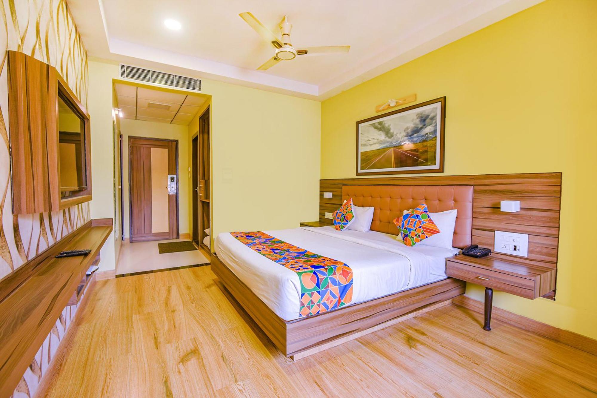 Fabhotel Phoenix - Nr M Chinnaswamy Stadium Hotel Bangalore