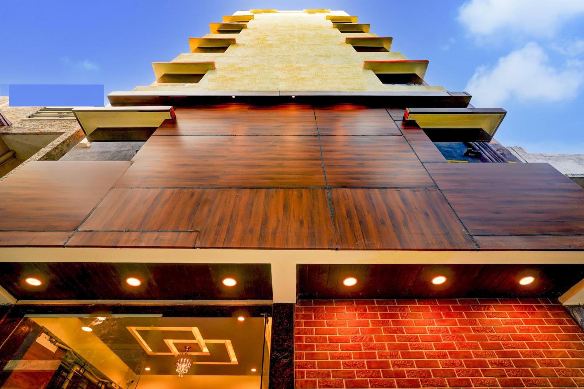 Qubenest Splendour Manyata Tech Park Hotel Bangalore