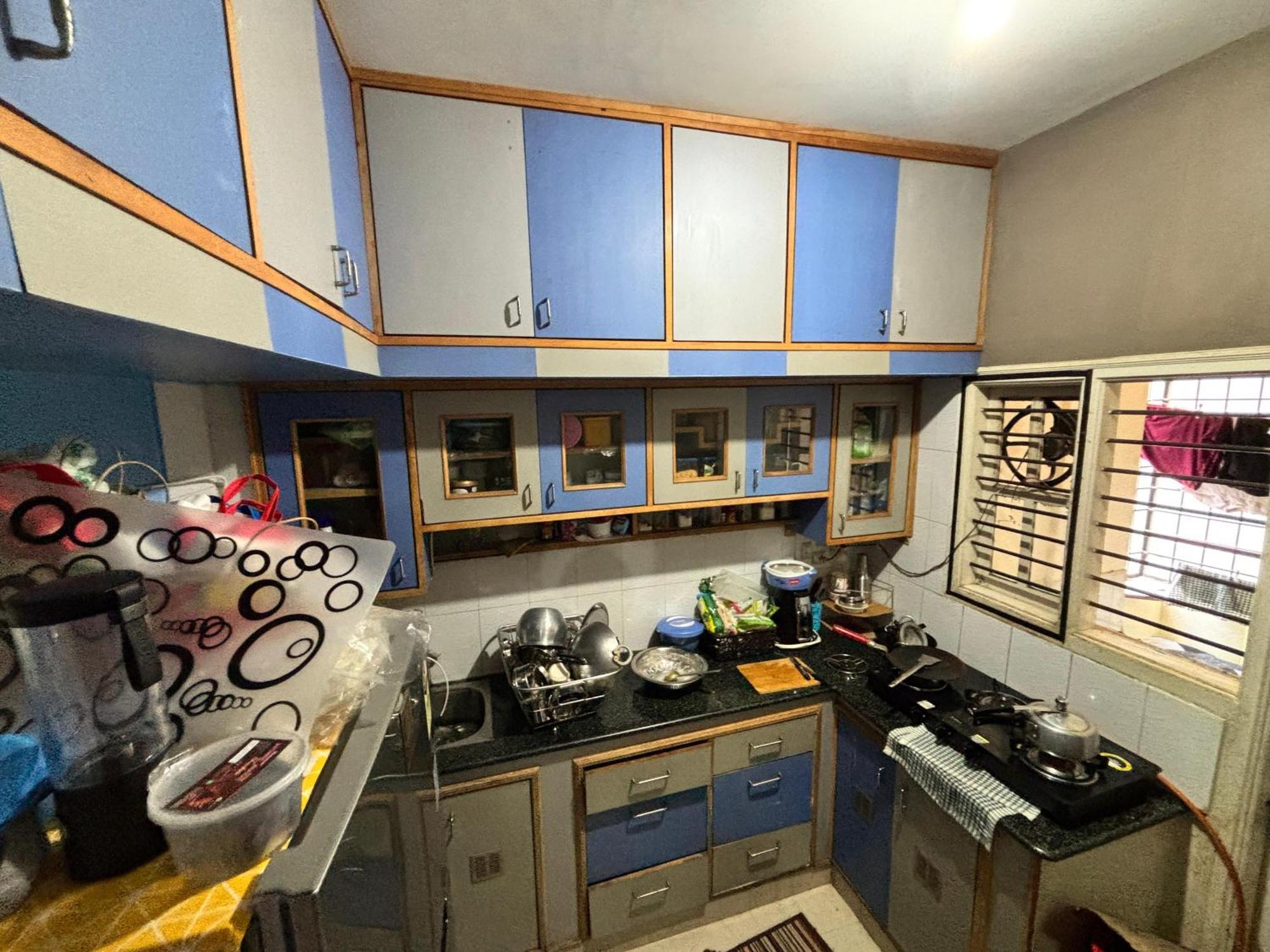 Rathna La Vander Apartment