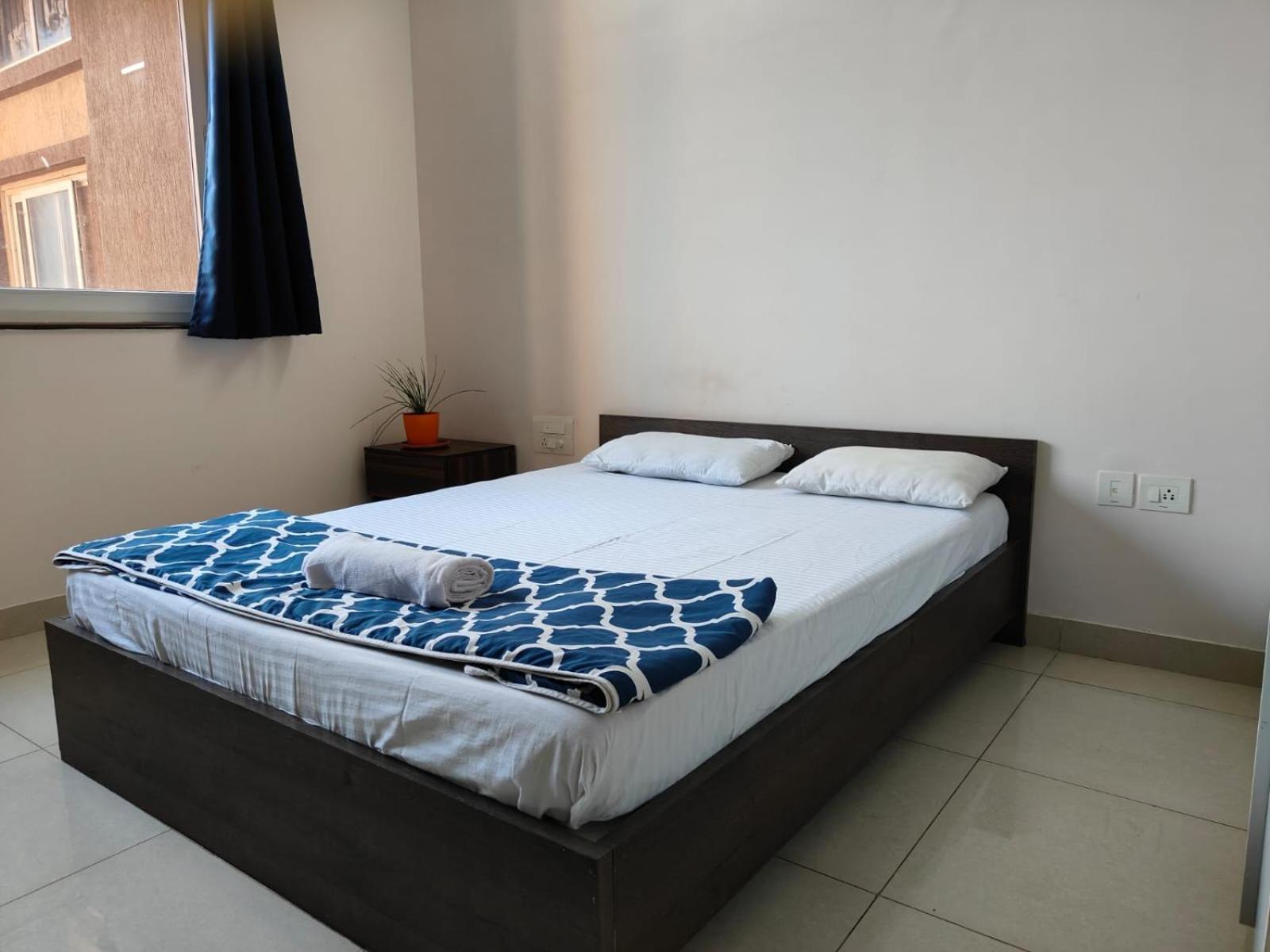 Apartment In Comfort At 22 Floor Spacious 3bhk In Kr Puram Your Away From *