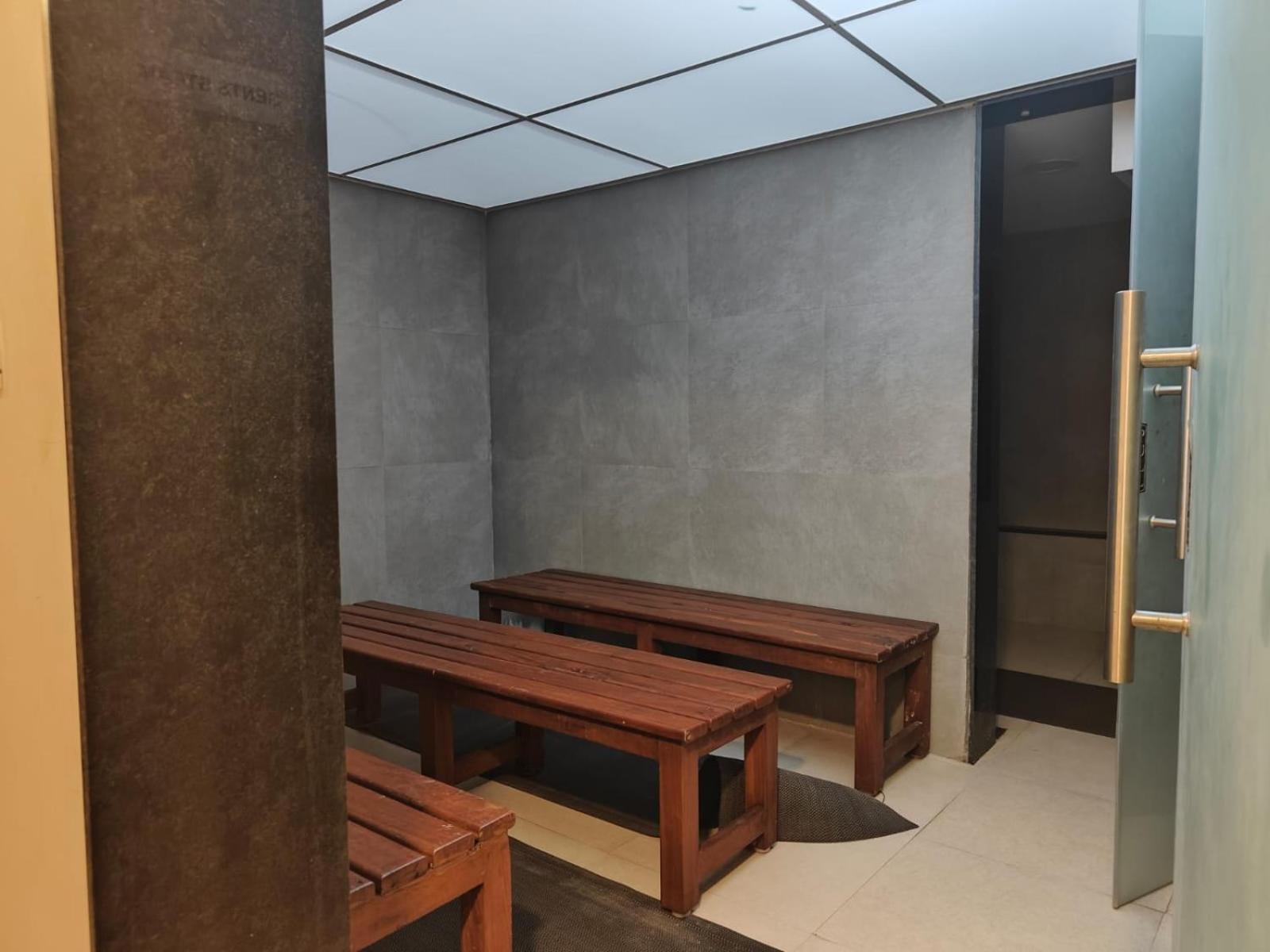Apartment Astonishing 3bhk At 6-floor For Family Only *