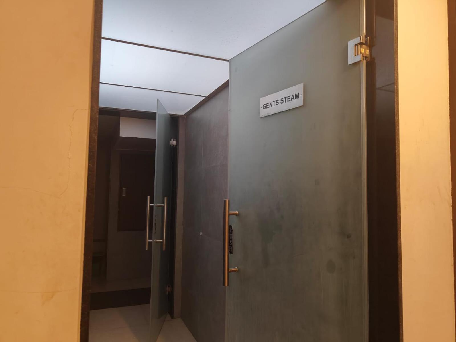 Astonishing 3bhk At 6-floor For Family Only