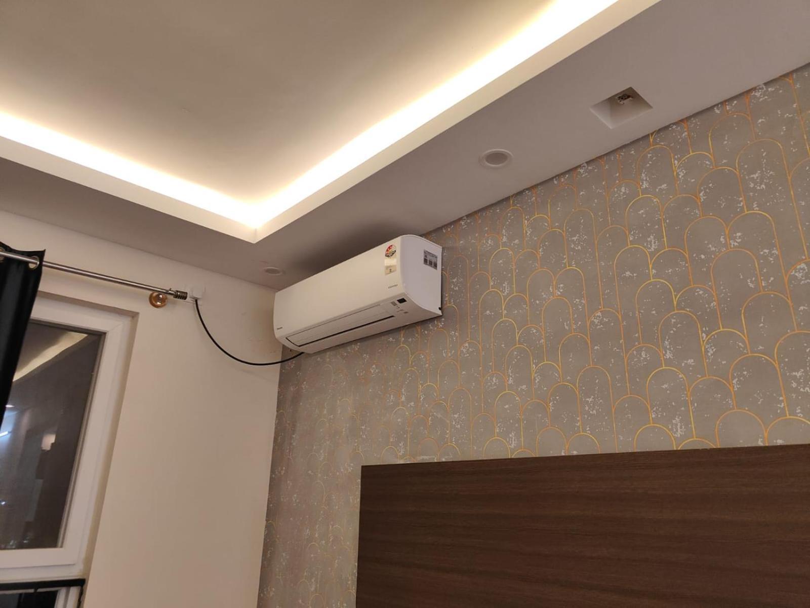 Apartment Astonishing 3bhk At 6-floor For Family Only *