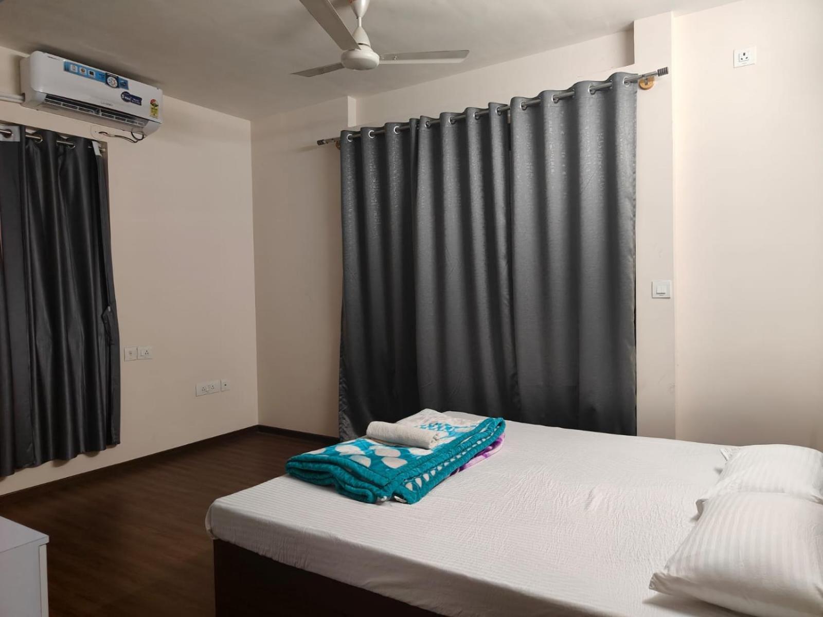 Astonishing 3bhk At 6-floor For Family Only Apartment *