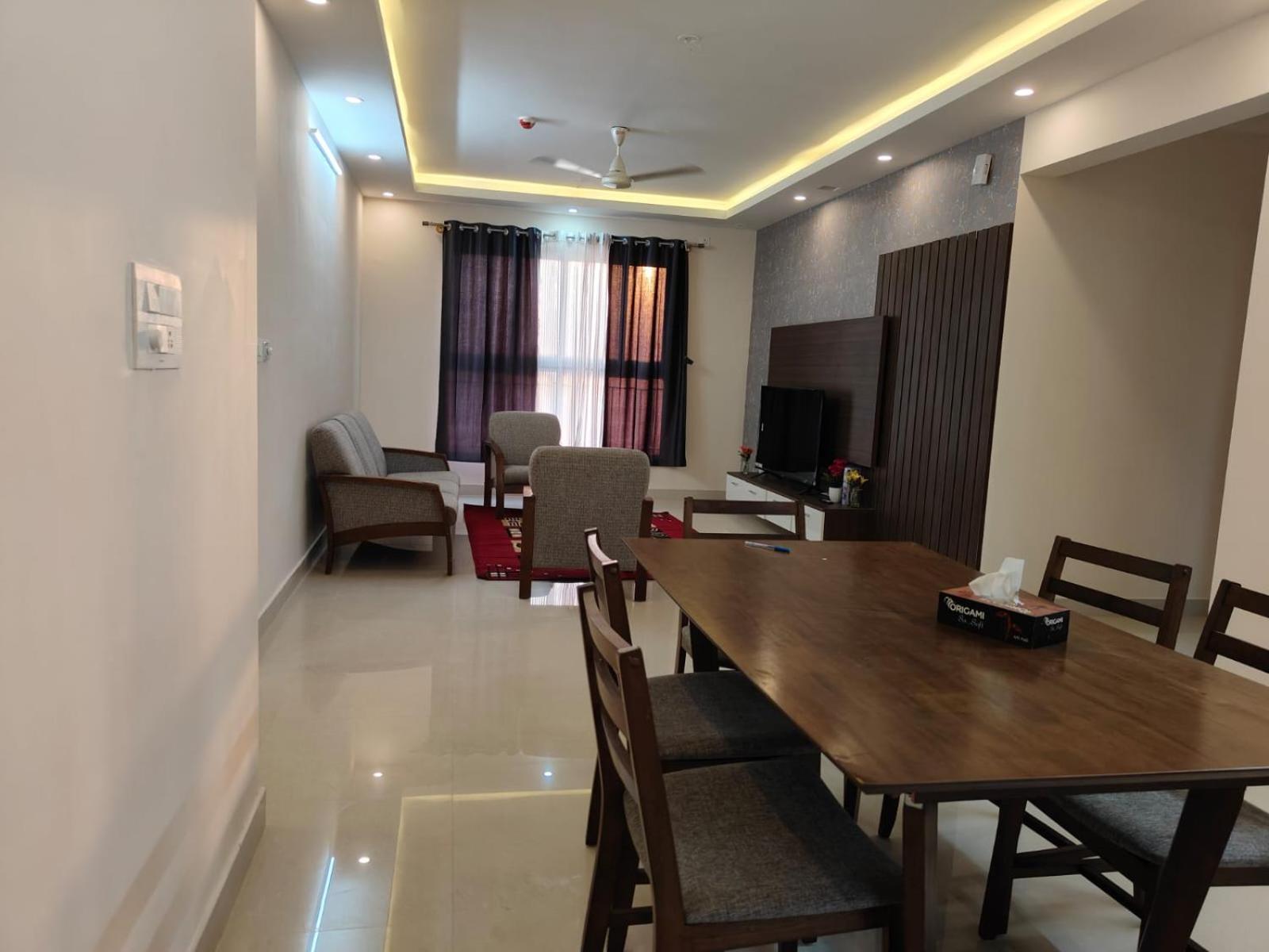 Apartment Astonishing 3bhk At 6-floor For Family Only
