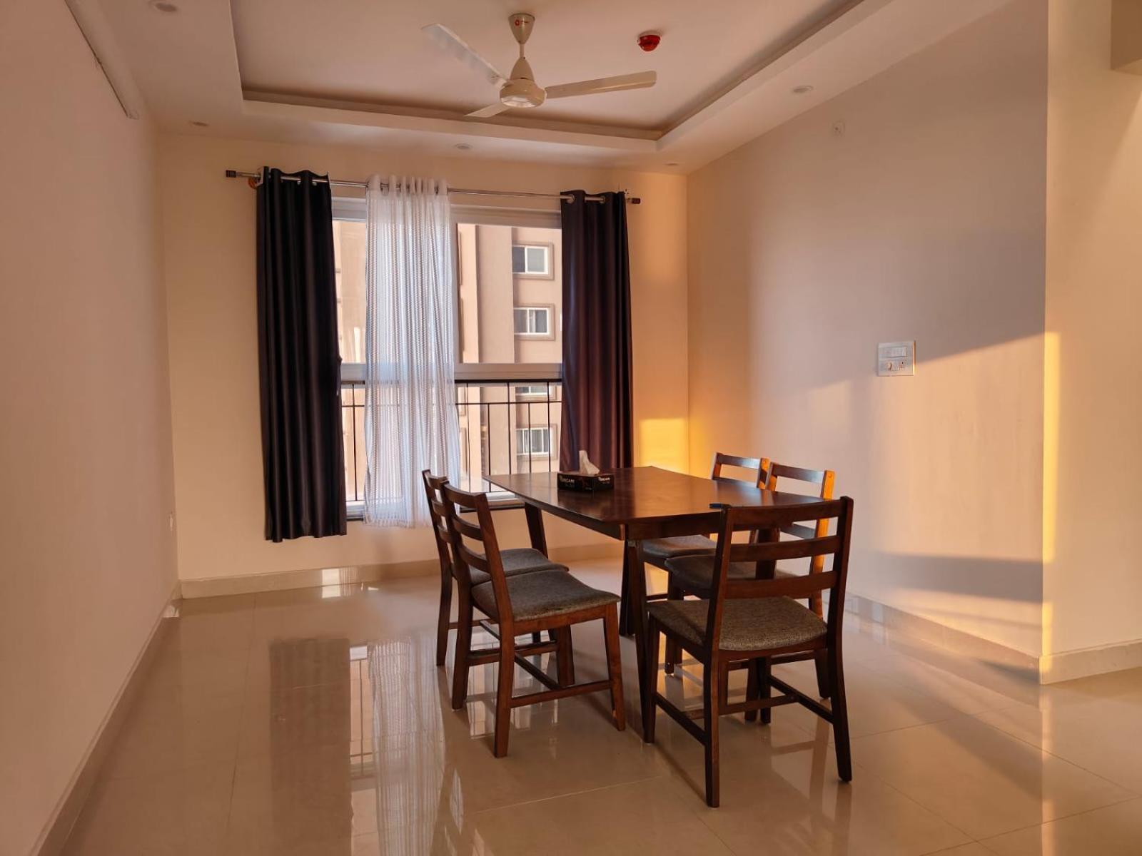 Astonishing 3bhk At 6-floor For Family Only Apartment *