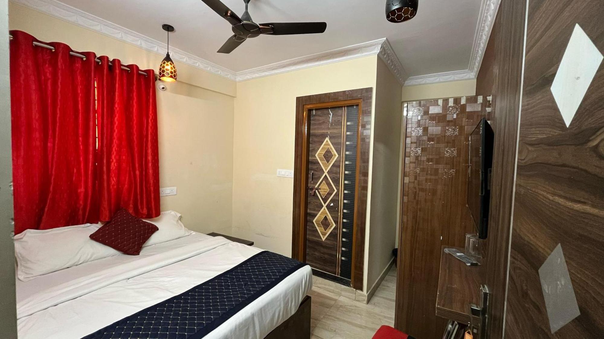 Hotel Tanish 2*