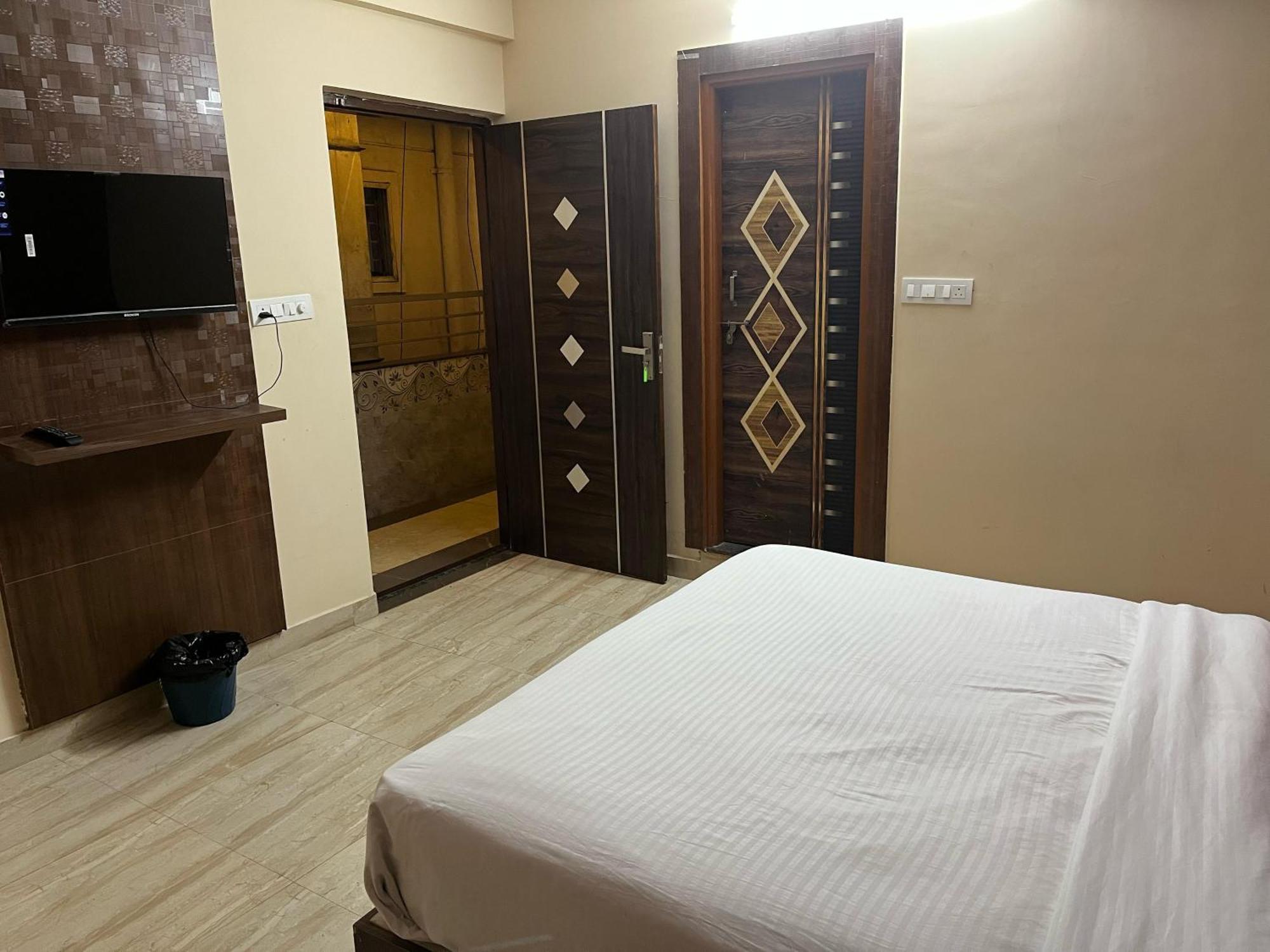 Tanish 2* Bangalore