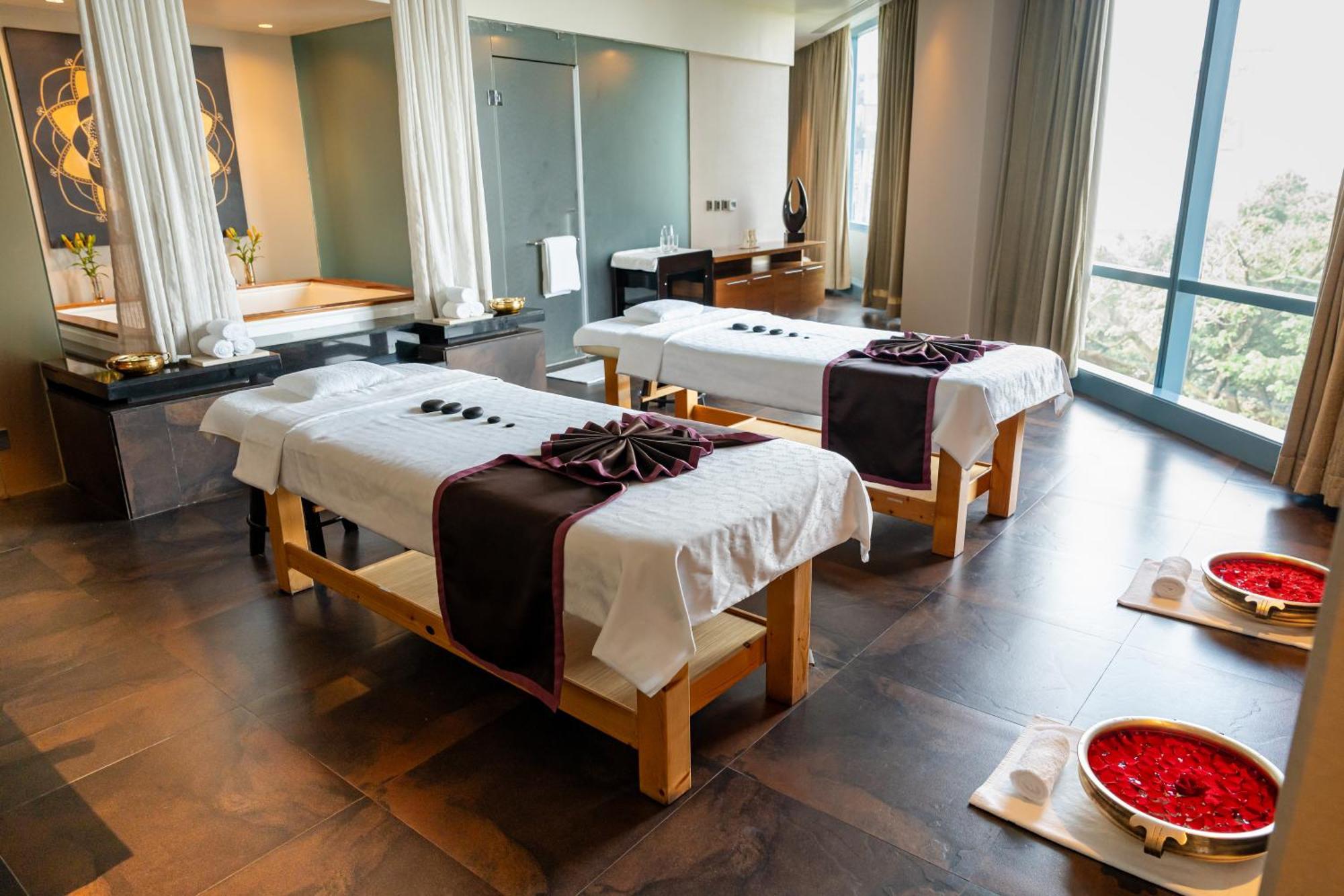 Sheraton Grand At Brigade Gateway Hotel Bangalore