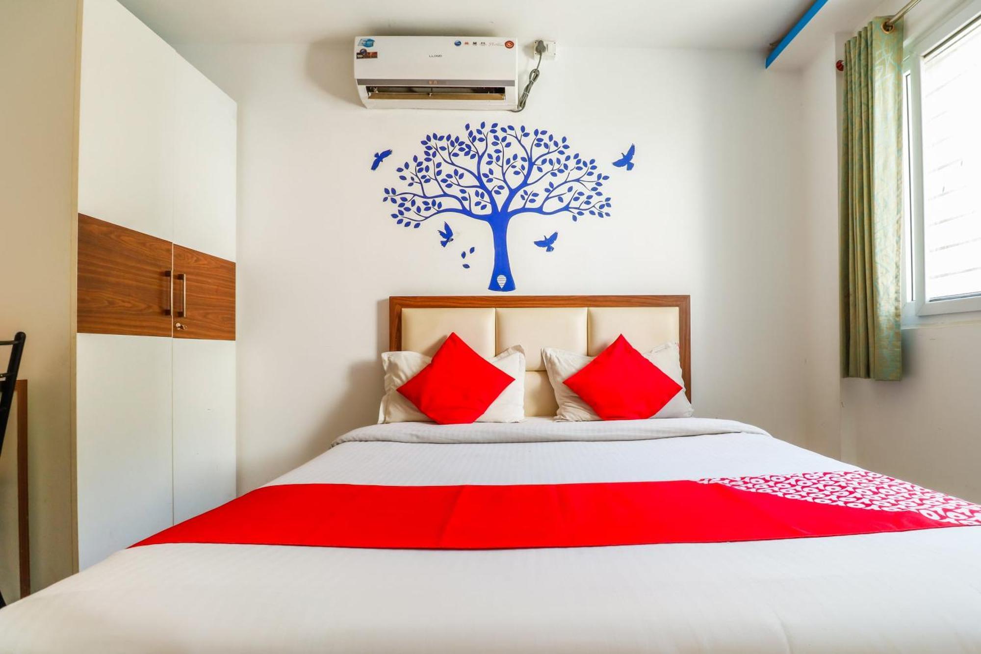 O 69693 The Royal Park Hotel