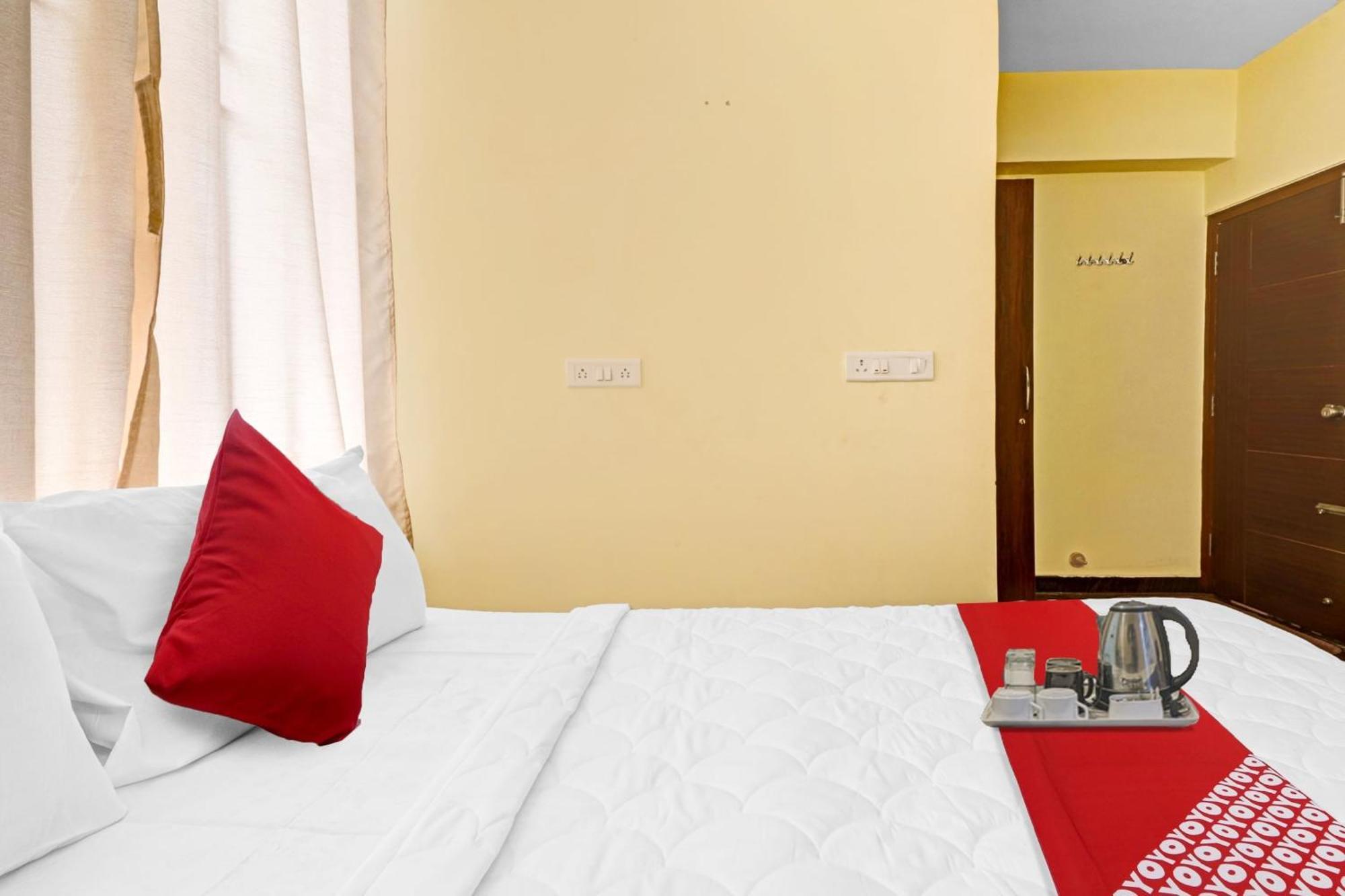 Hotel O S M Residency