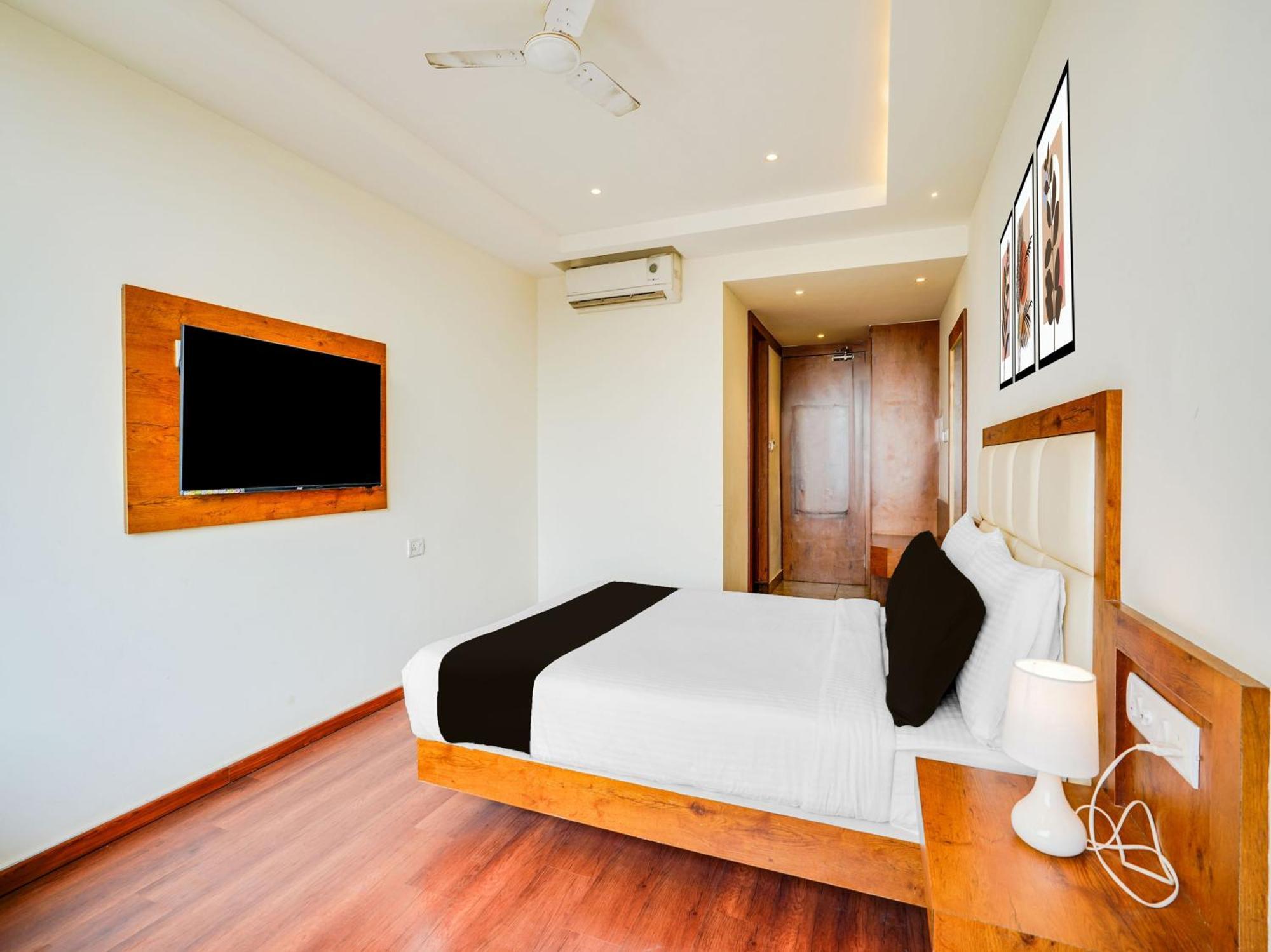 Super Townhouse Ramamurthy Nagar West Formerly Phoenix