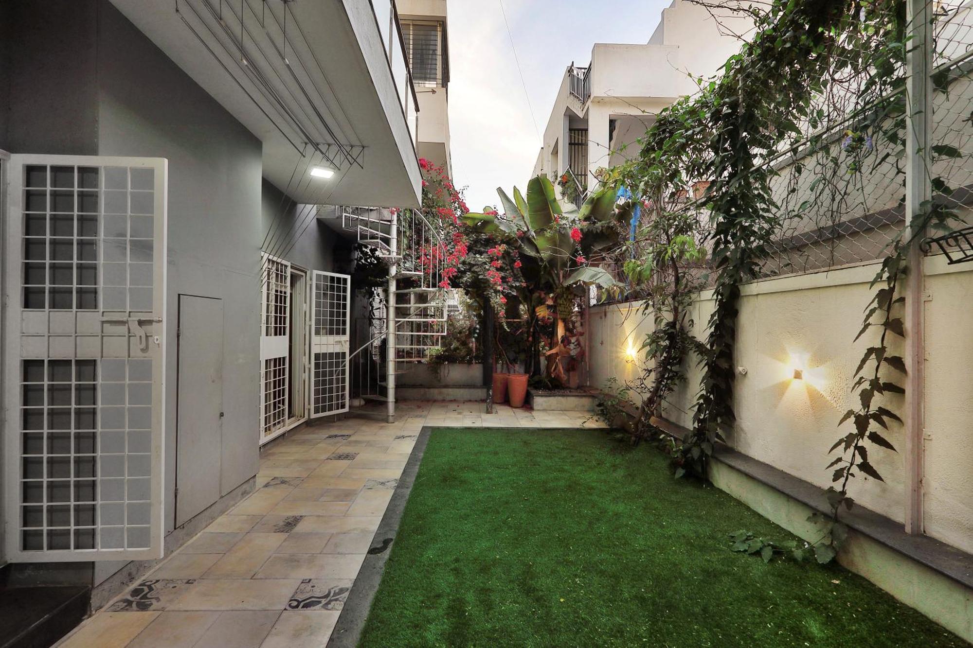 Prutha's Nest 1 - Opening To Vibrant Garden * Bangalore
