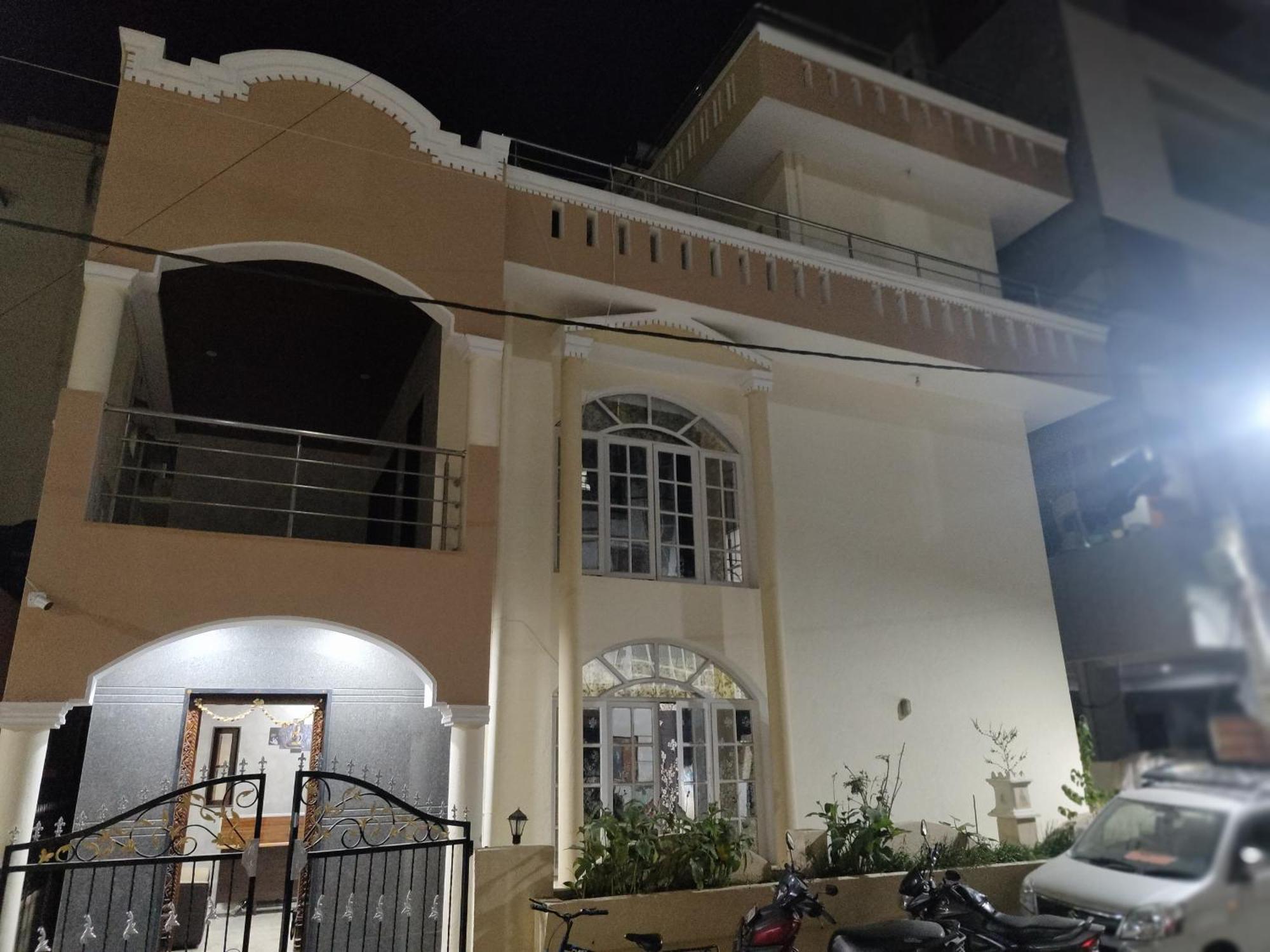 Guest house Zamindar