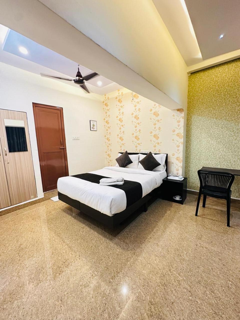 Hotel Golden 2*