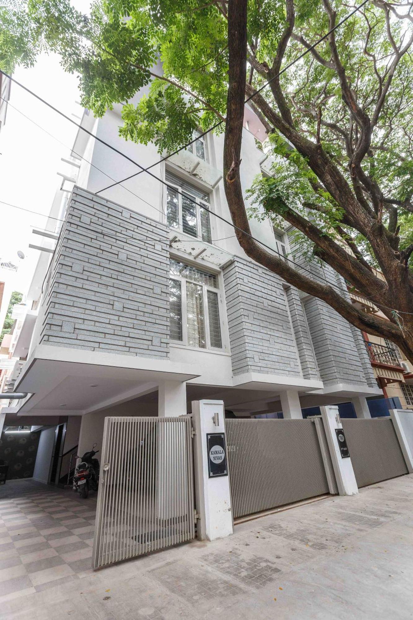 Apartment Bluo 1bhk Koramangala - Kitchen, Lift, Parking Bangalore
