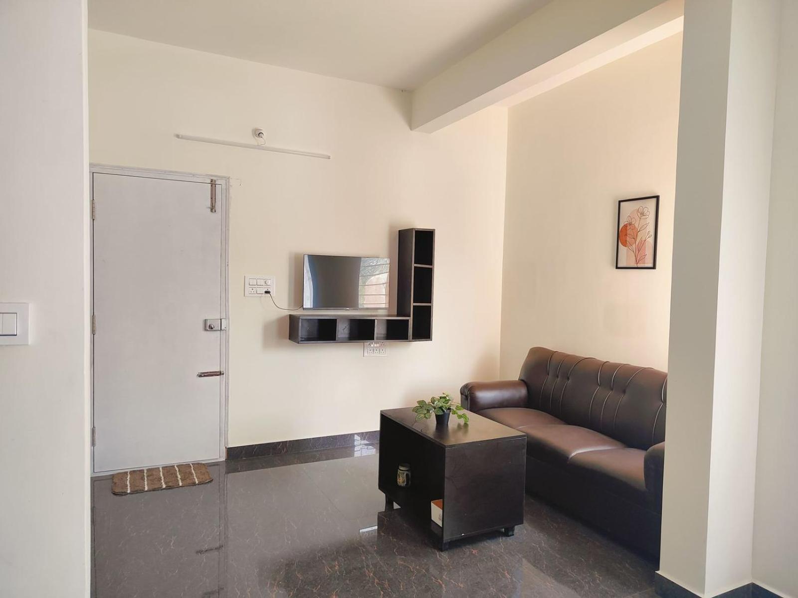 Guest house Samuels Comfort Homes